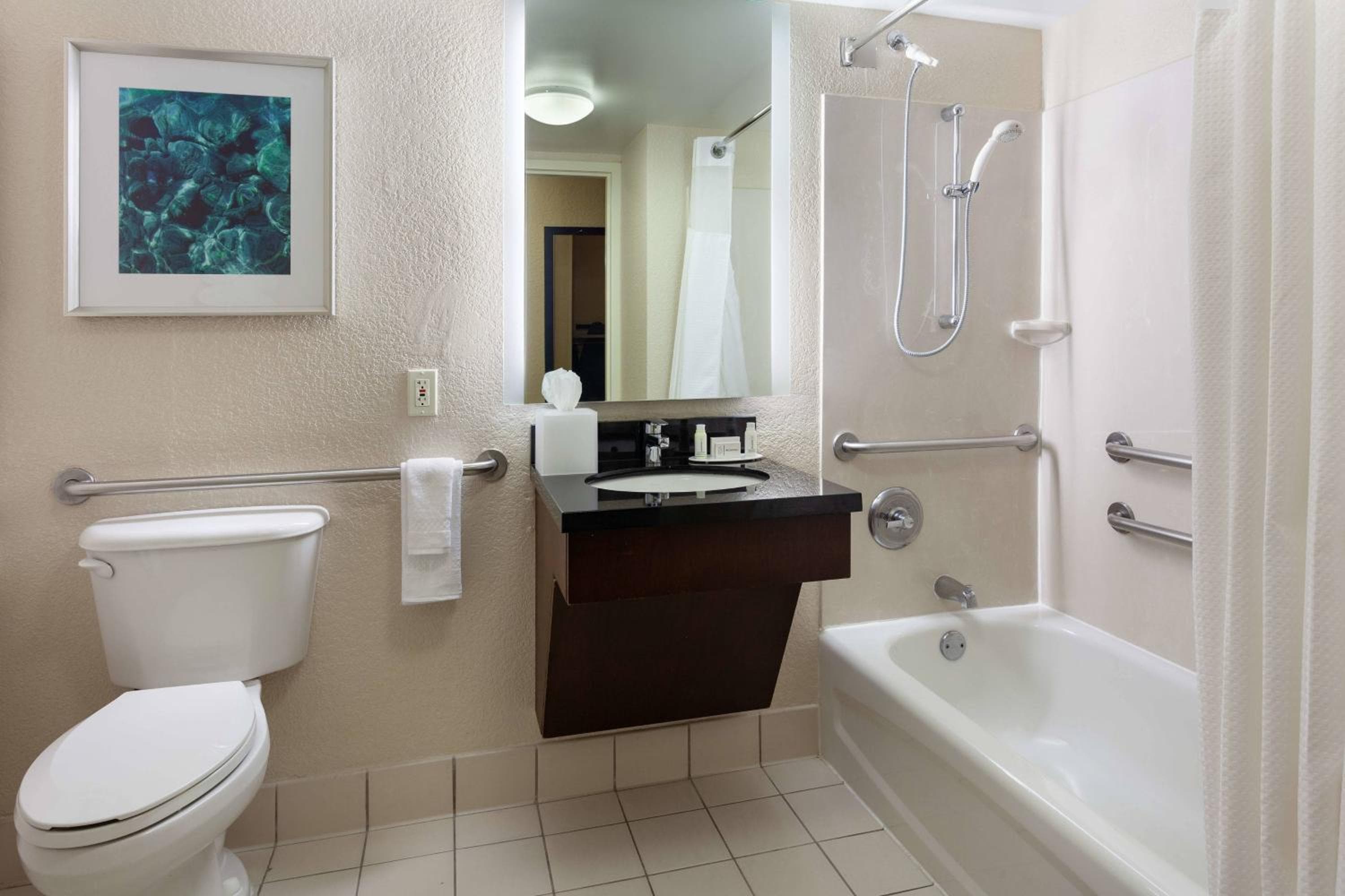 Fairfield Inn & Suites by Marriott Orlando Lake Buena Vista im Marriott Village — 15