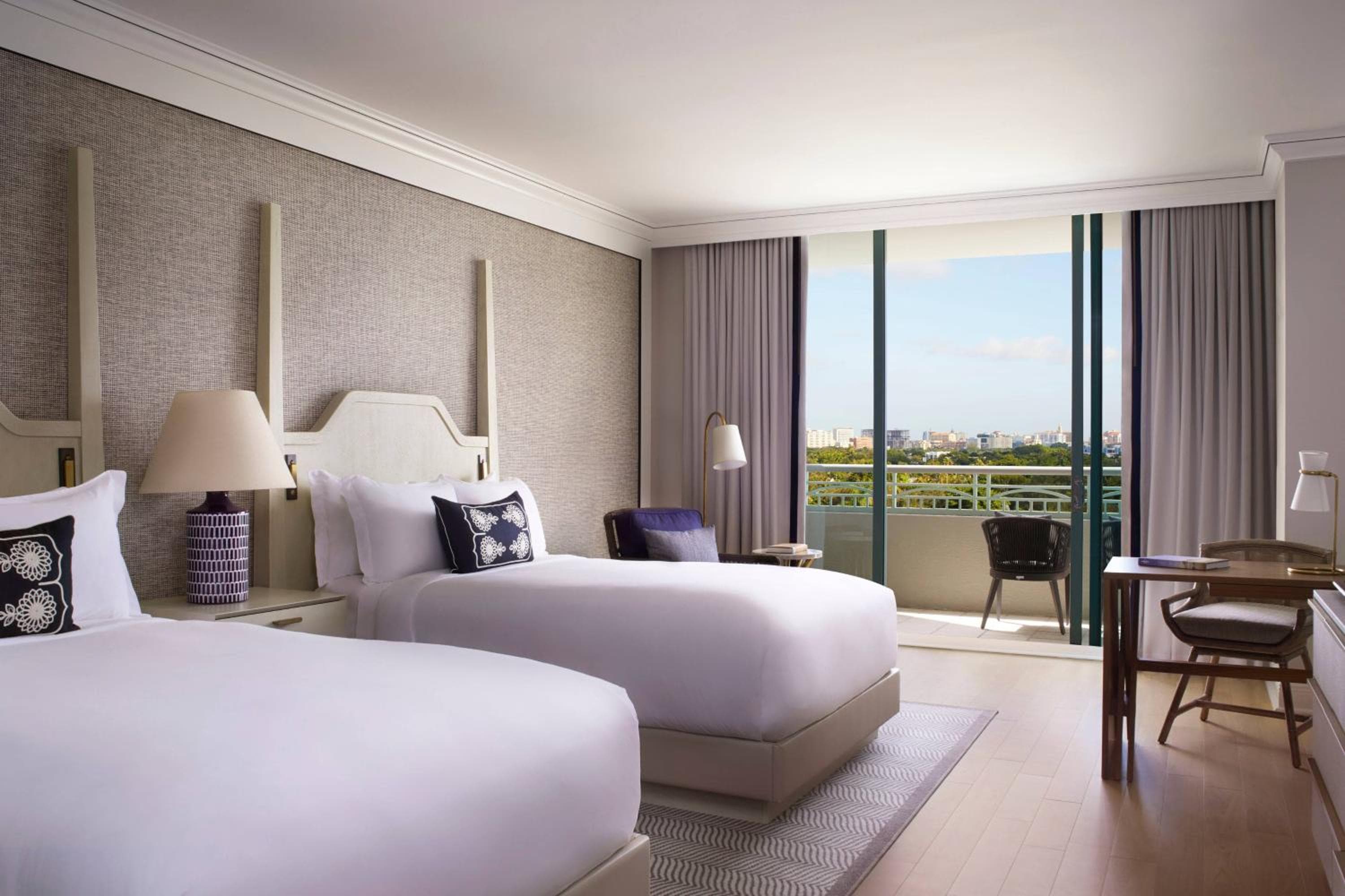 El Ritz-Carlton Coconut Grove, Miami — 6