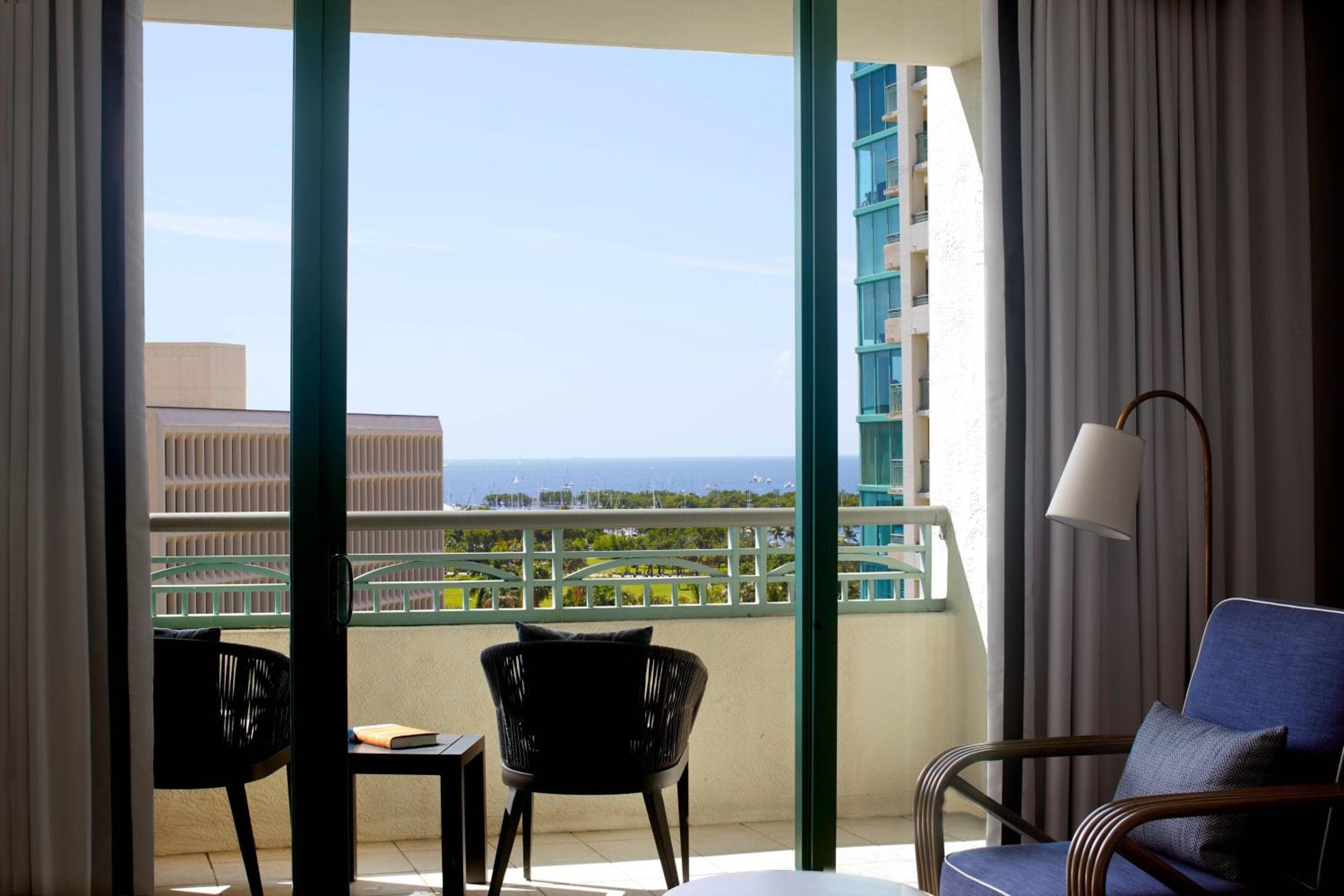 El Ritz-Carlton Coconut Grove, Miami — 9