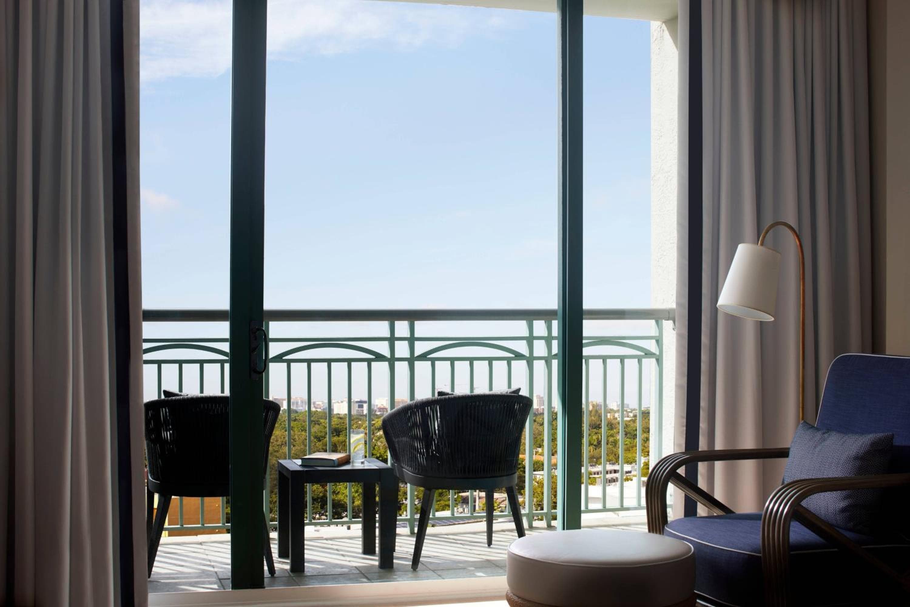 El Ritz-Carlton Coconut Grove, Miami — 11