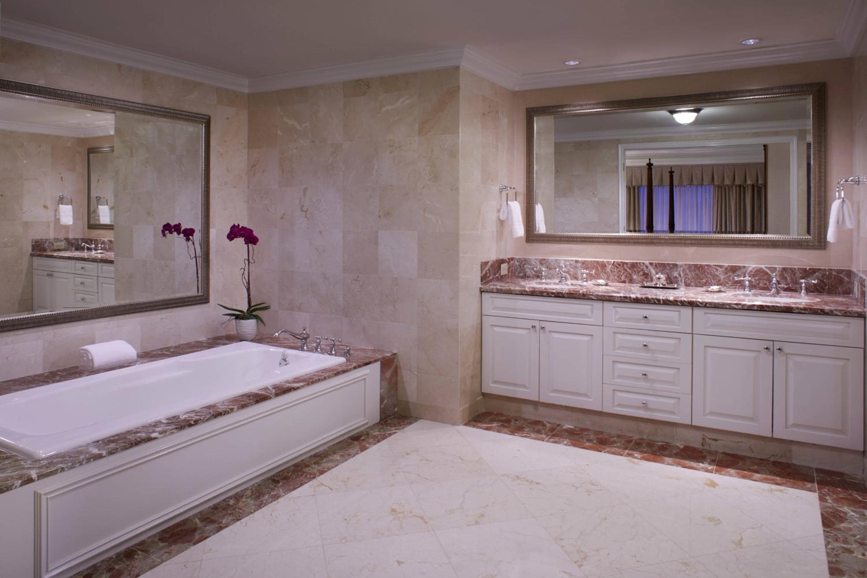 The Ritz-Carlton Coconut Grove, Miami — 18