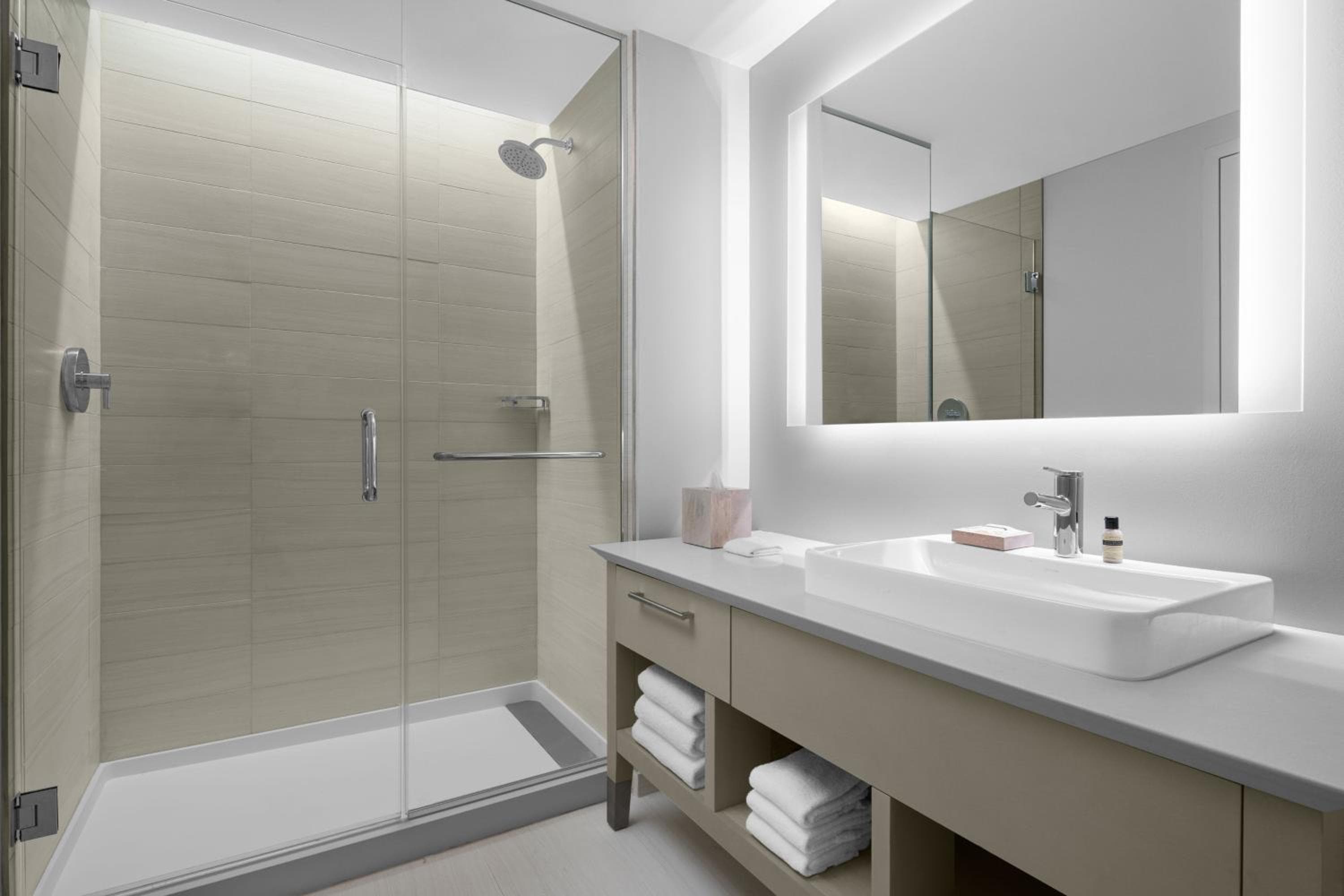 Element Miami Brickell — 11