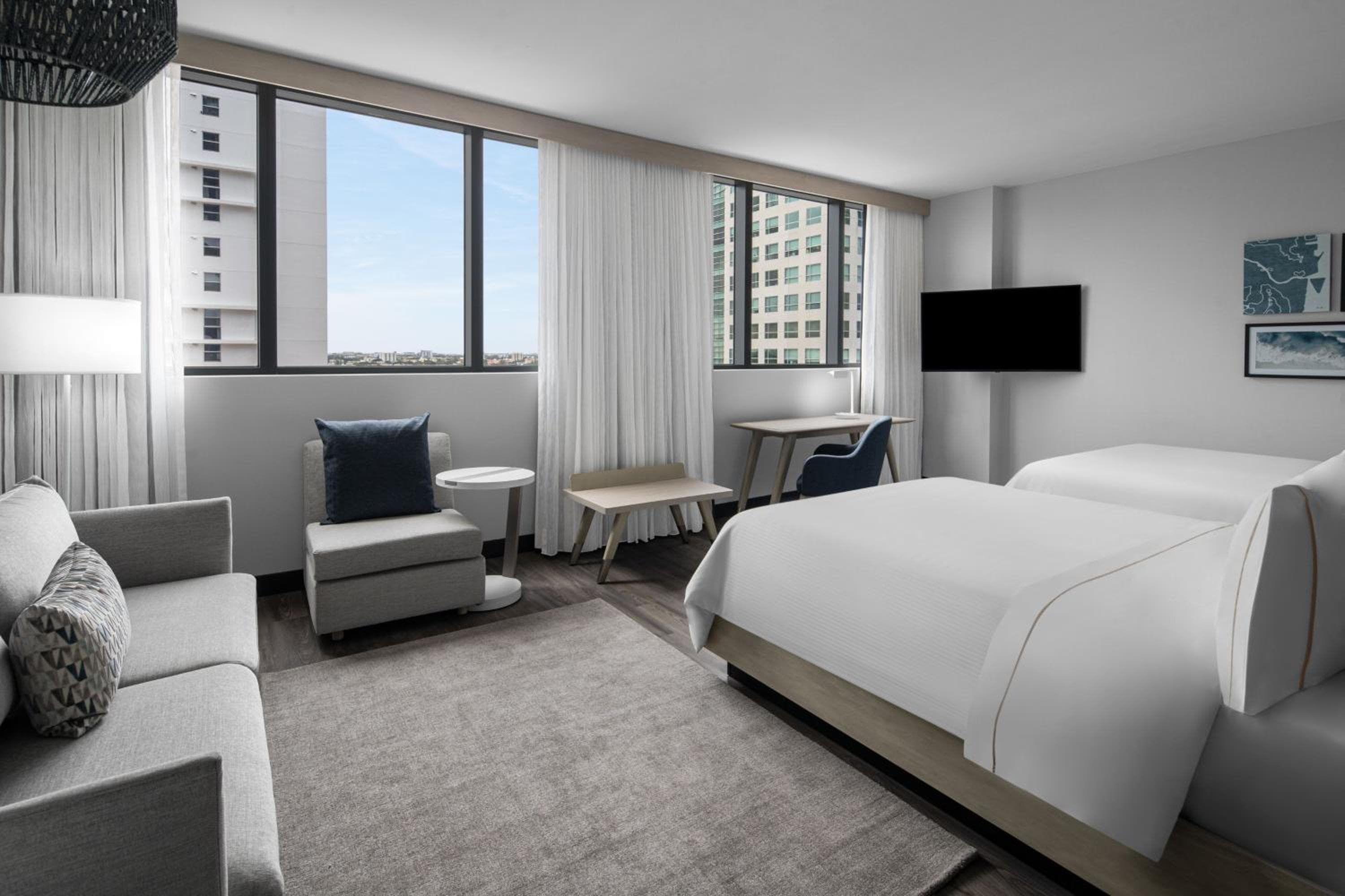 Element Miami Brickell — 13