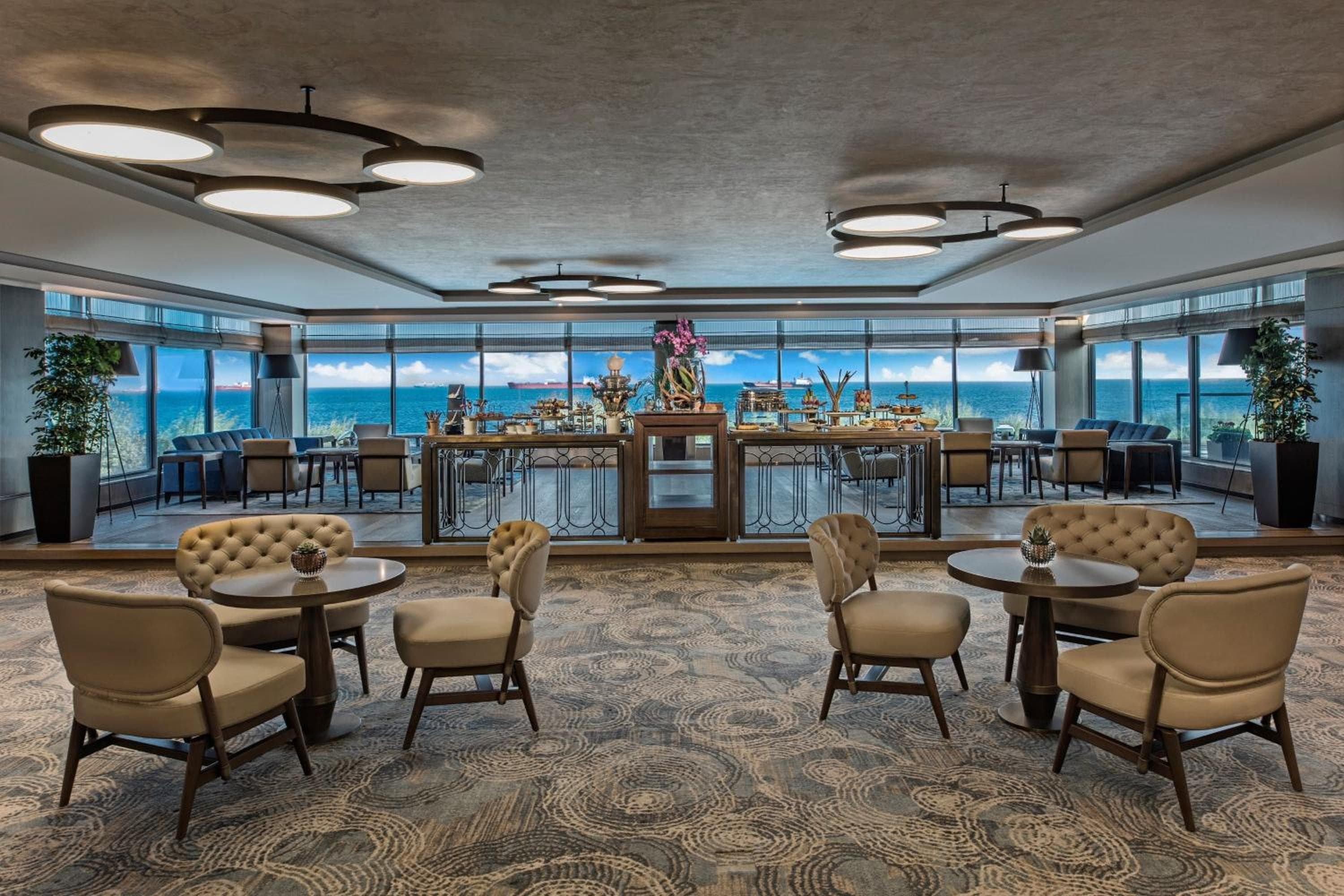 Renaissance Polat Istanbul Hotel — 3