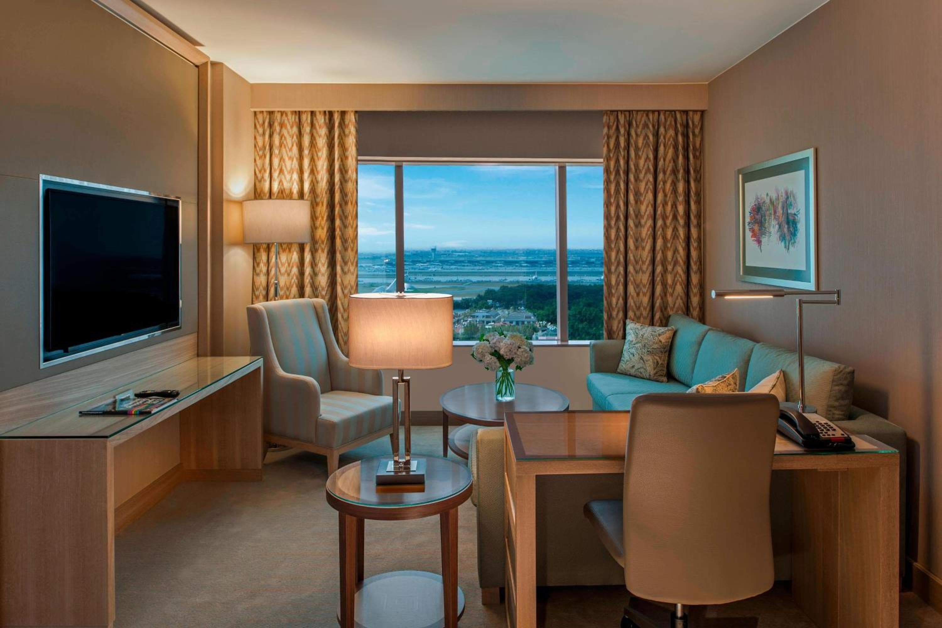 Renaissance Polat Istanbul Hotel — 19
