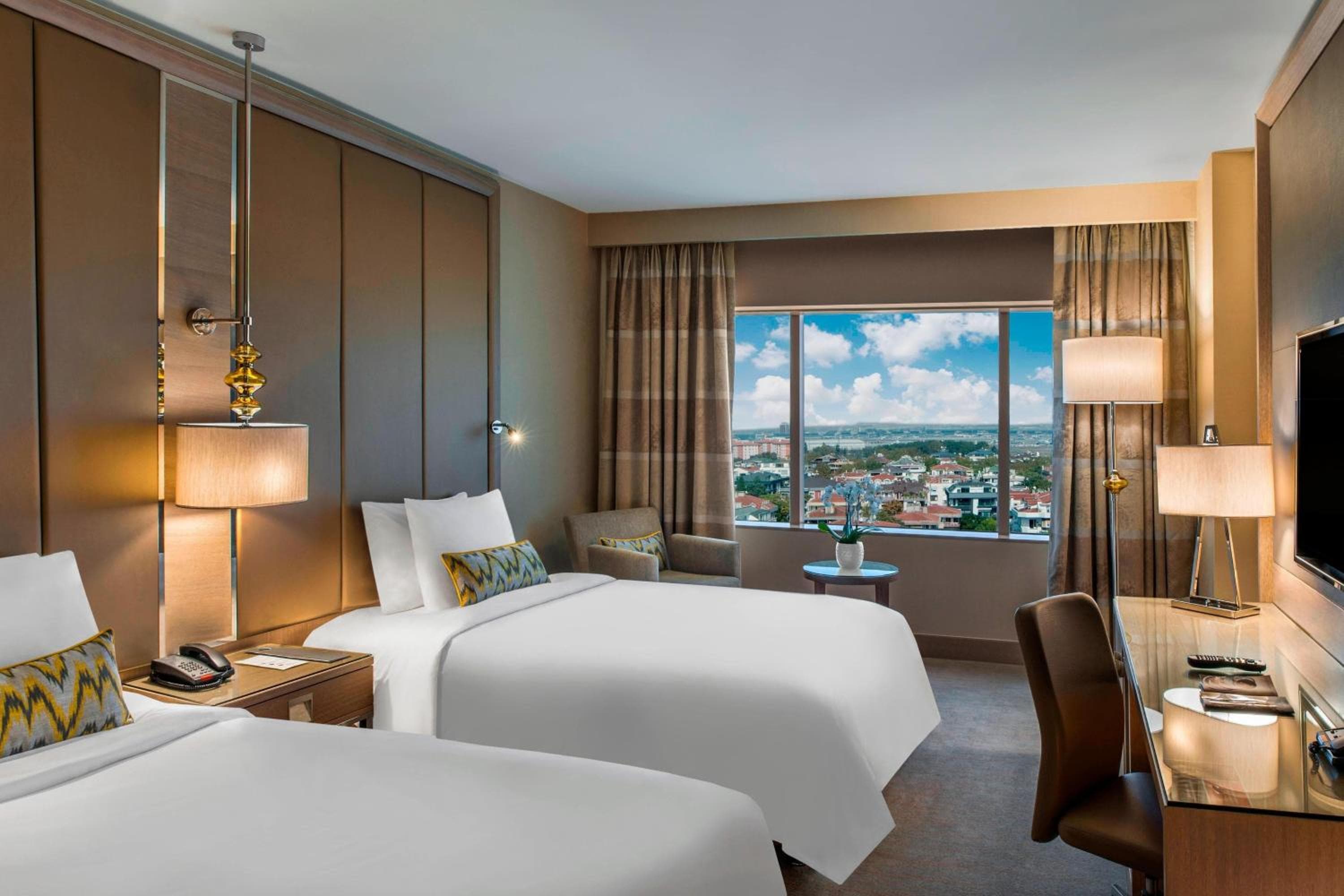 Renaissance Polat Istanbul Hotel — 25