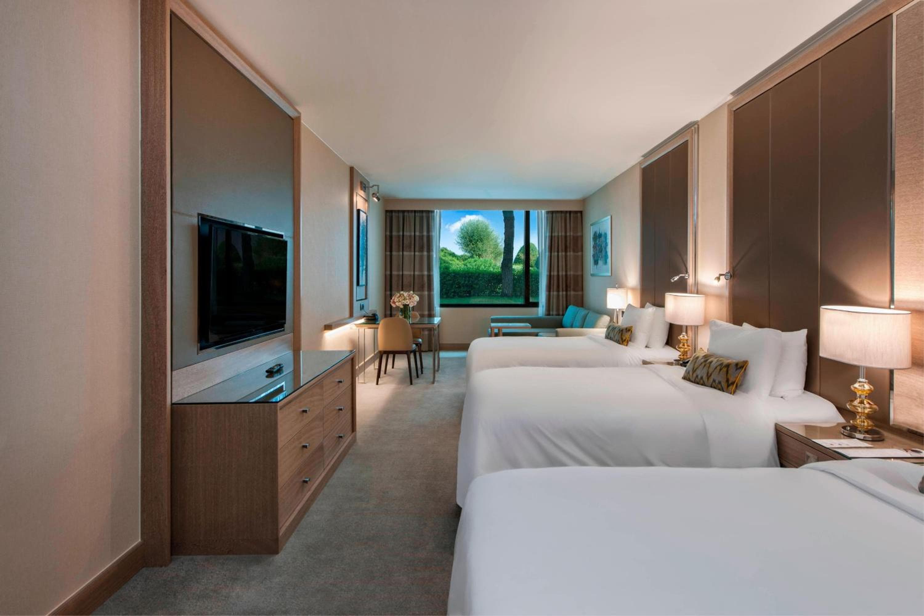 Renaissance Polat Istanbul Hotel — 30