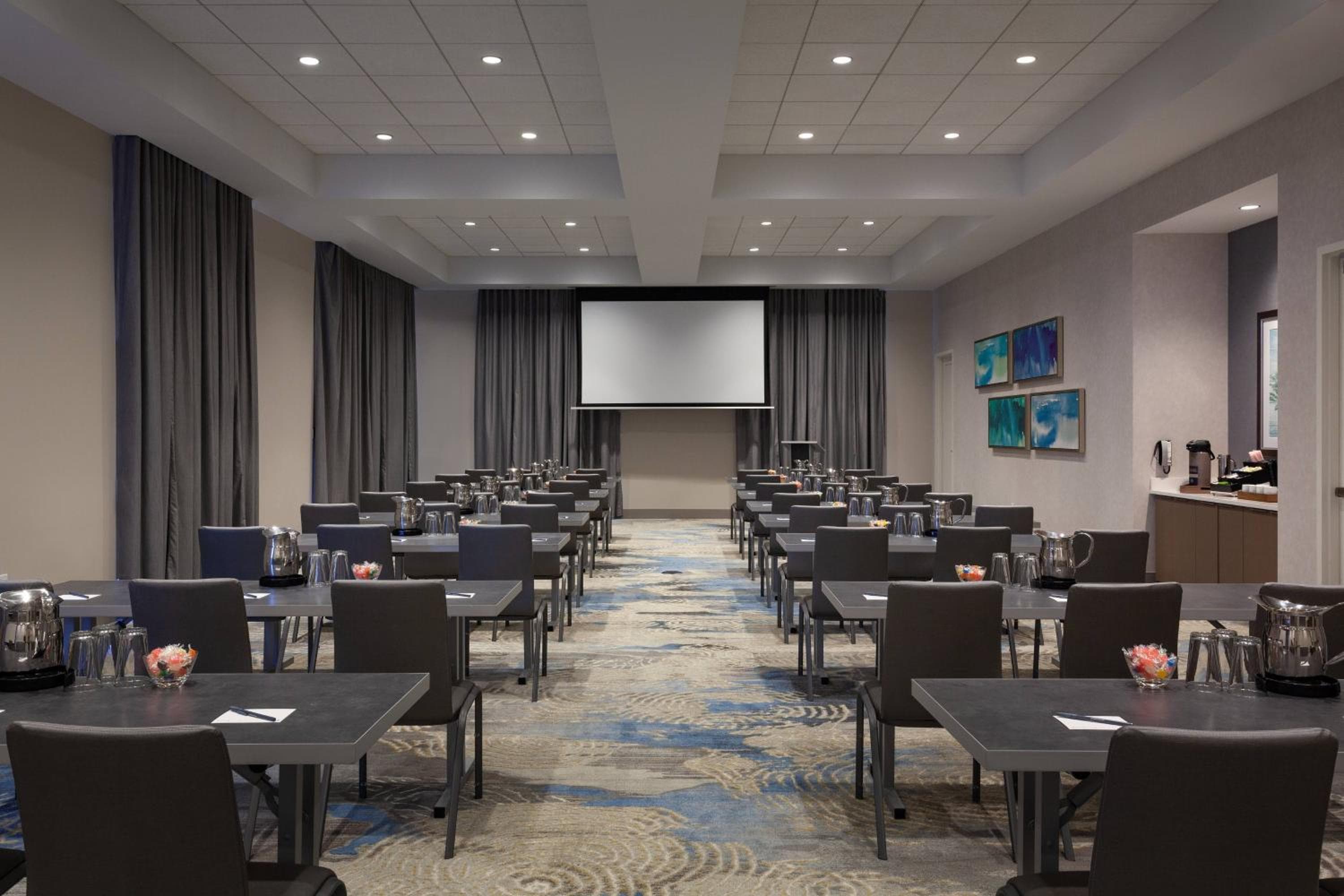 Residence Inn by Marriott Orlando at Millenia — 8