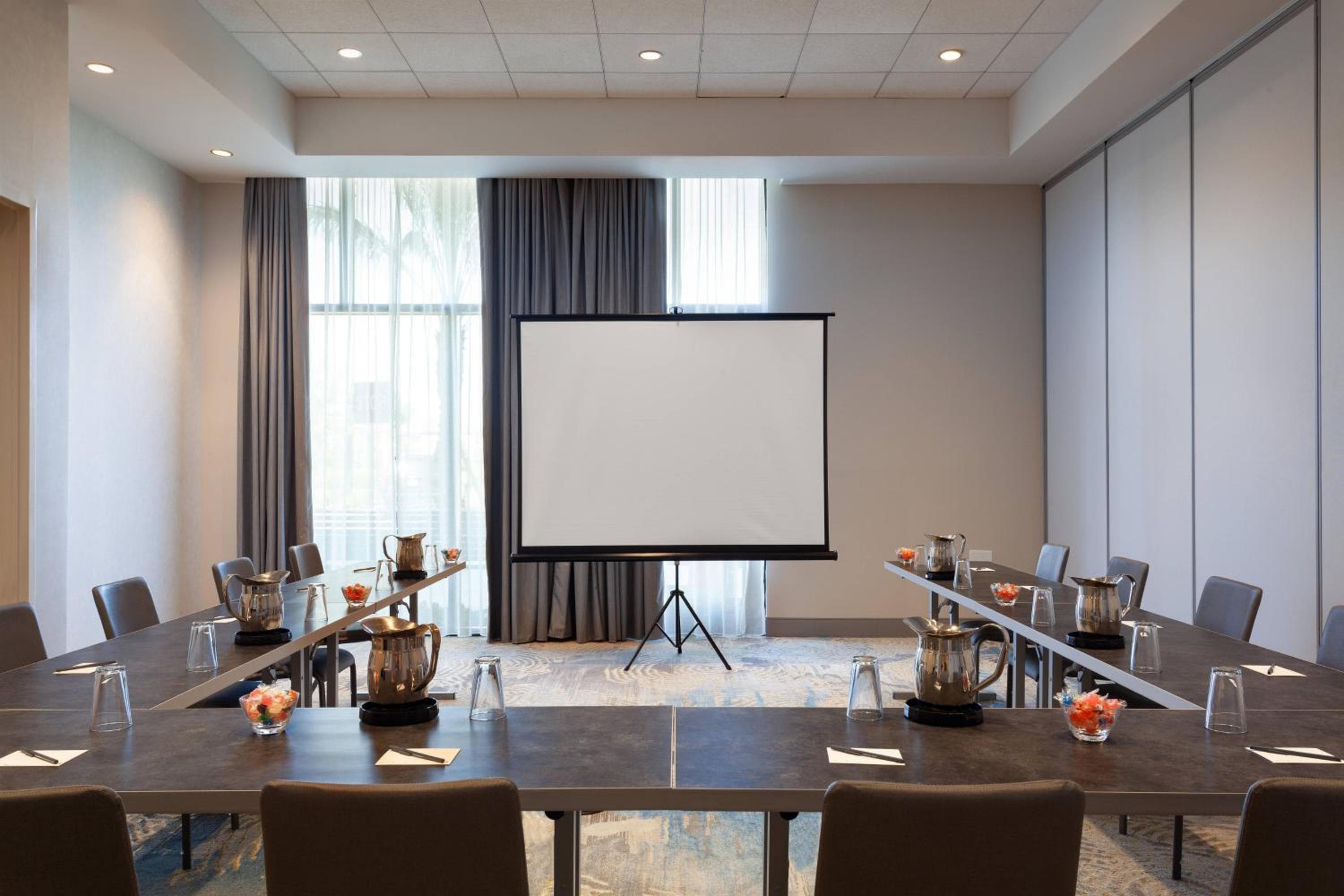 Residence Inn by Marriott Orlando at Millenia — 14