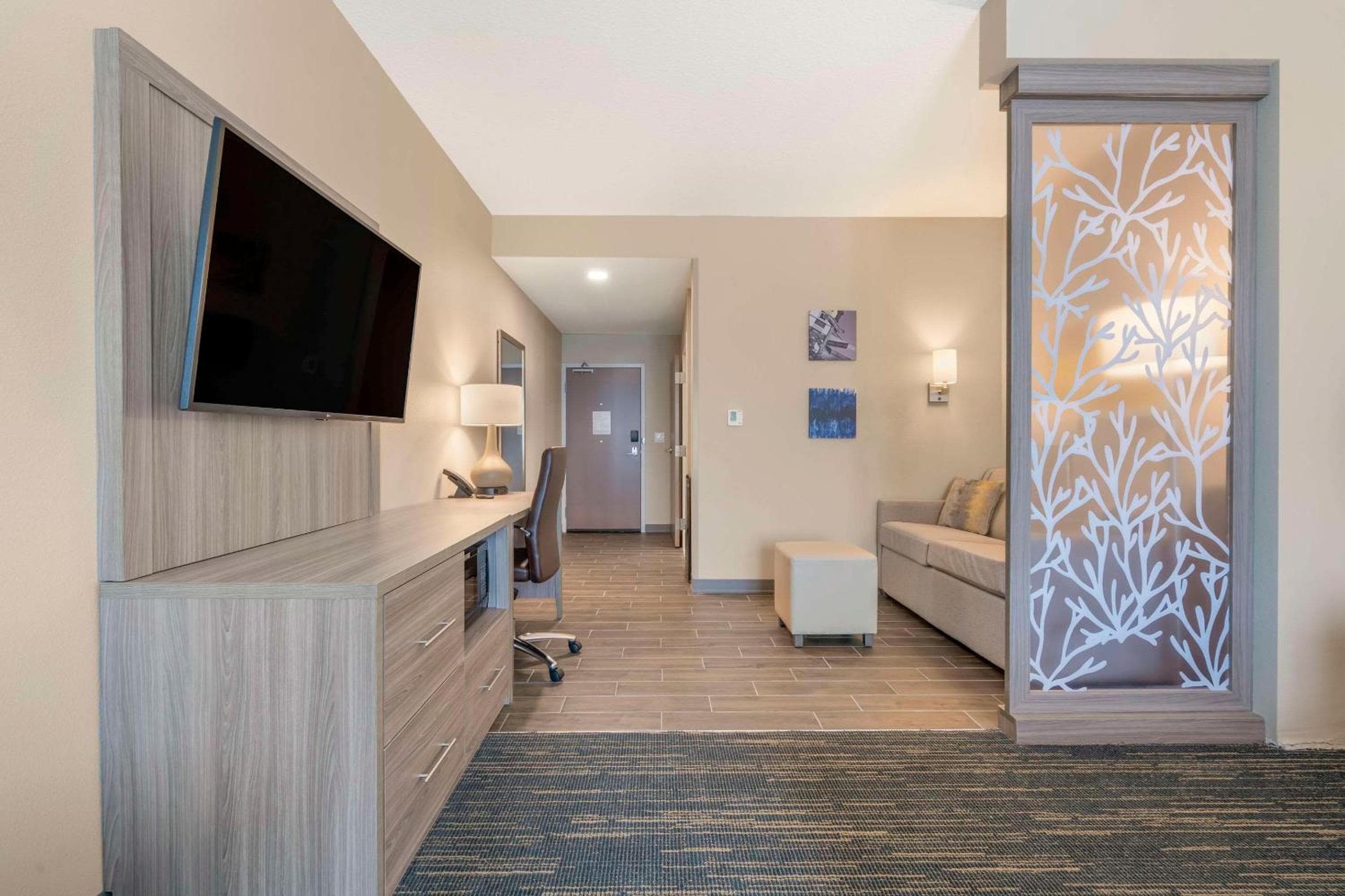 Comfort Suites Orlando Lake Buena Vista — 19