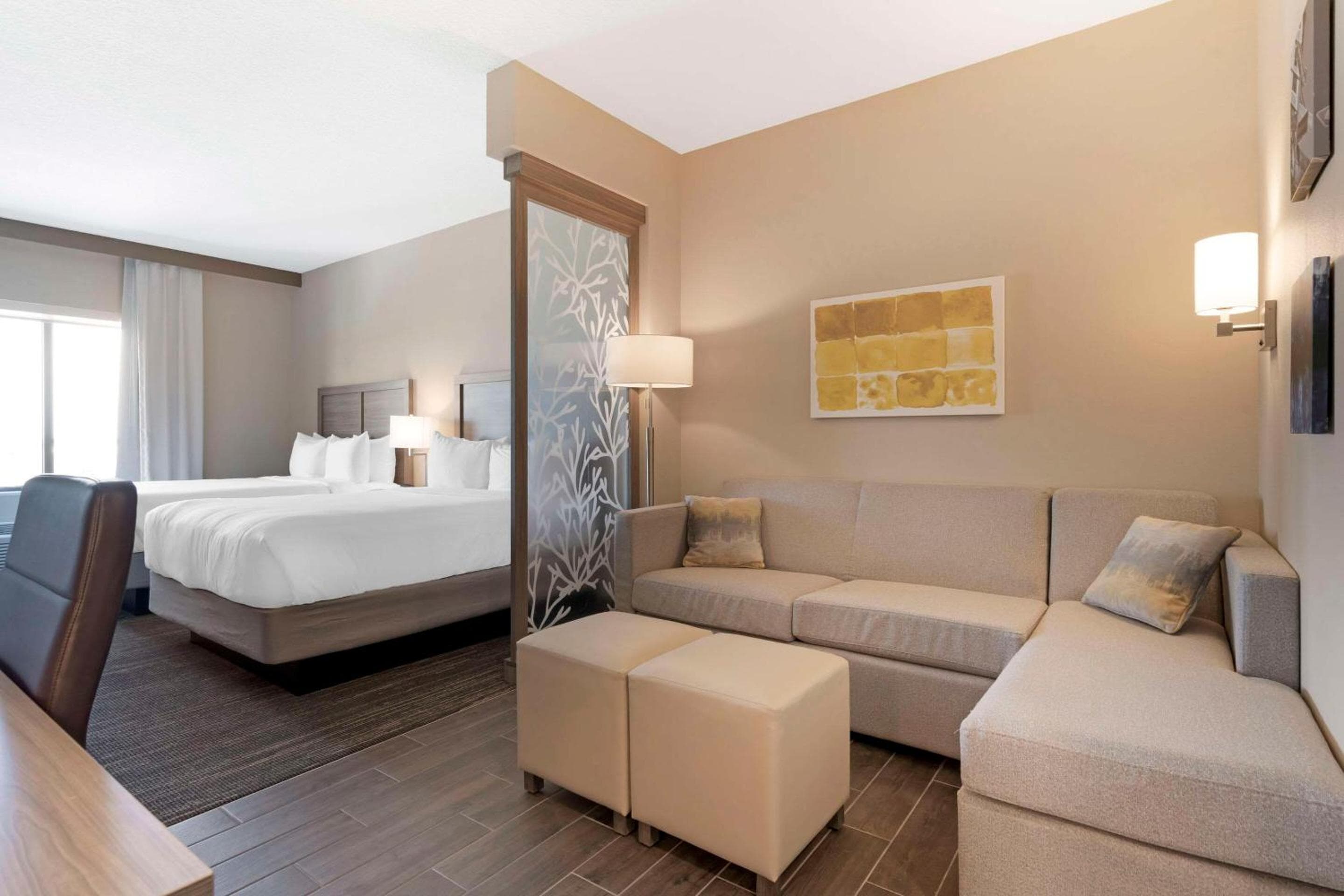 Comfort Suites Orlando Lake Buena Vista — 26