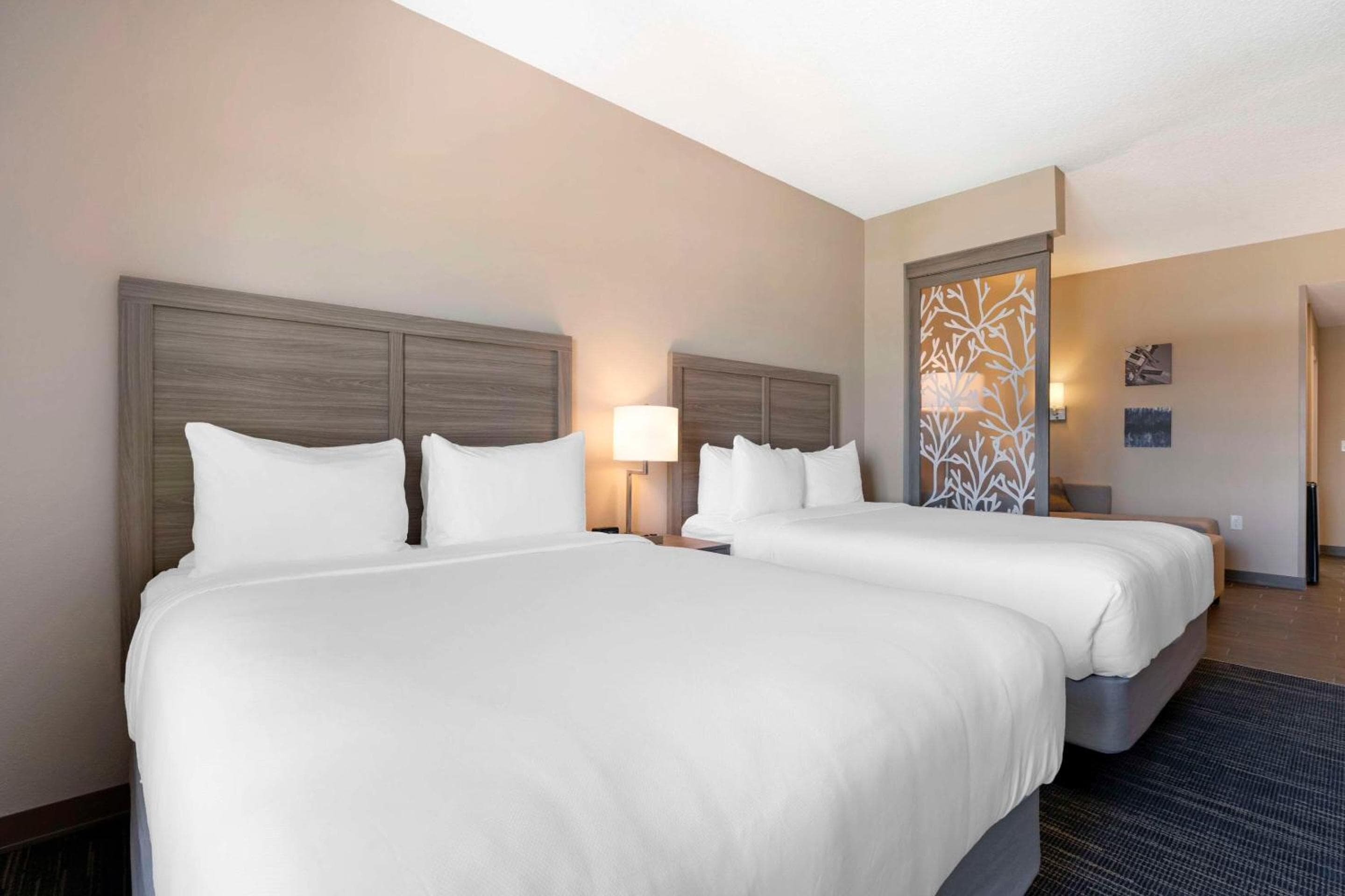 Comfort Suites Orlando Lake Buena Vista — 25