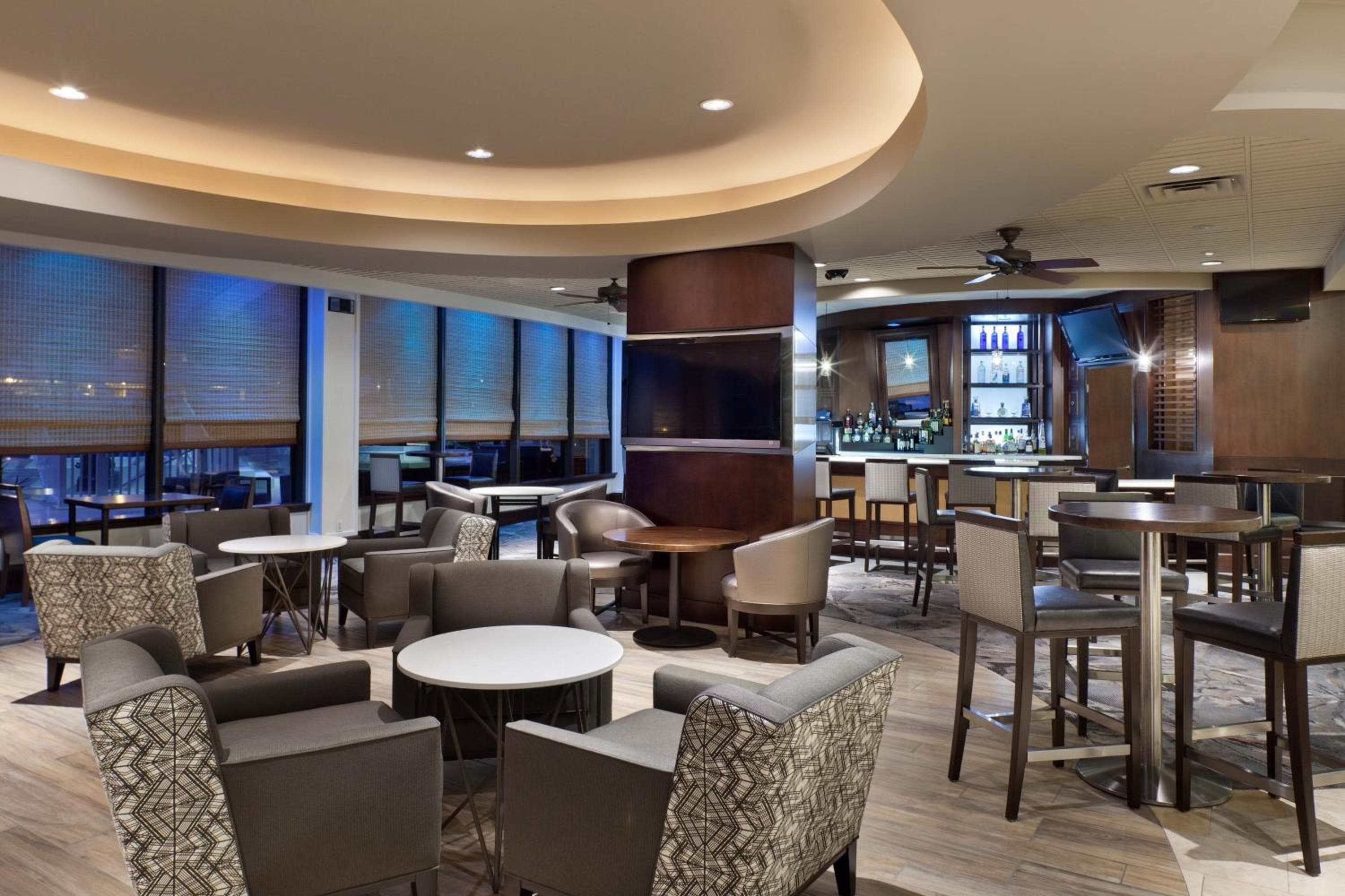 Tampa Airport Marriott — 26