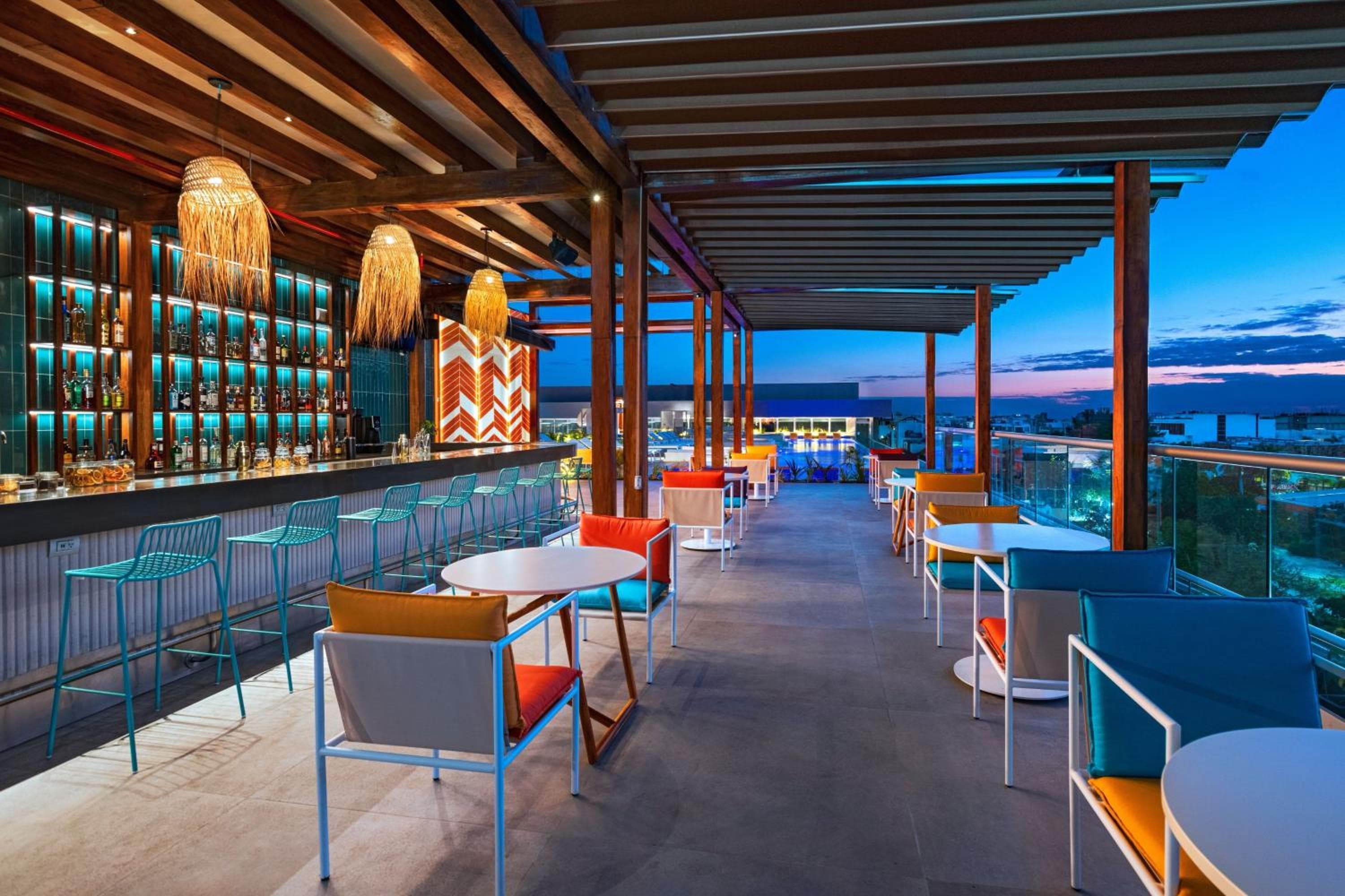 Aloft by Marriott Playa del Carmen — 12