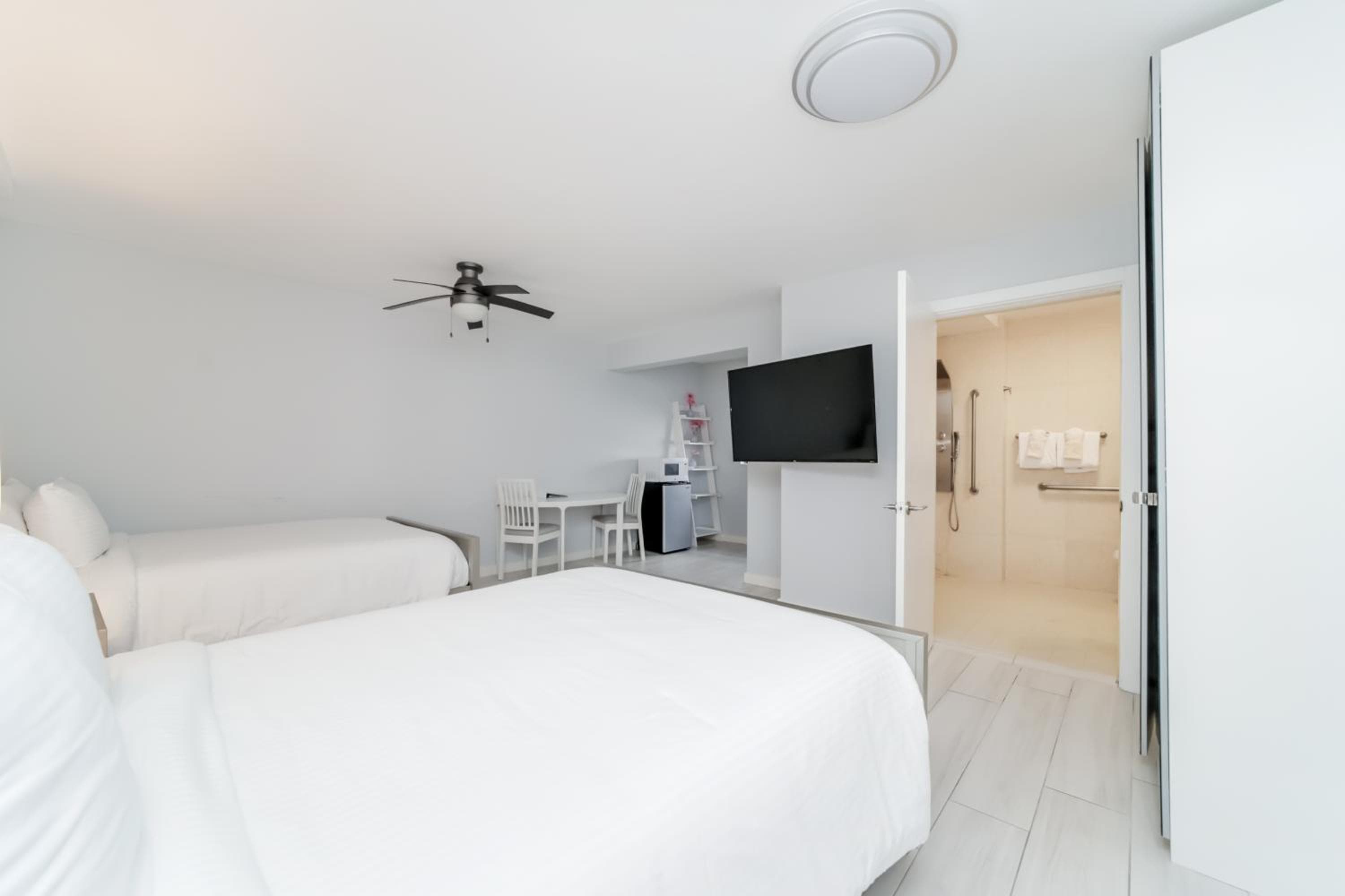Deco Boutique Hotel — 24