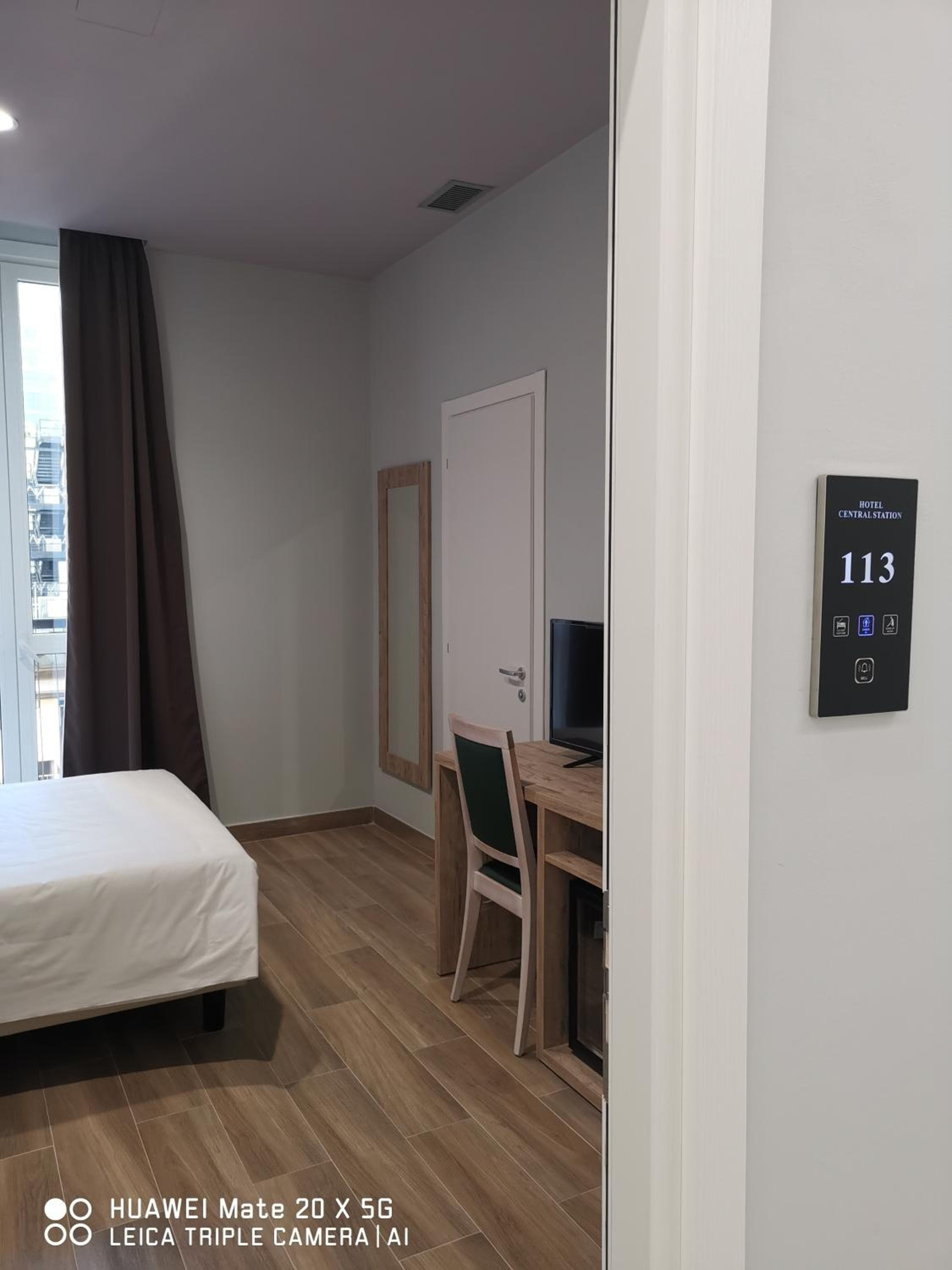 Hotel Central Station — 13