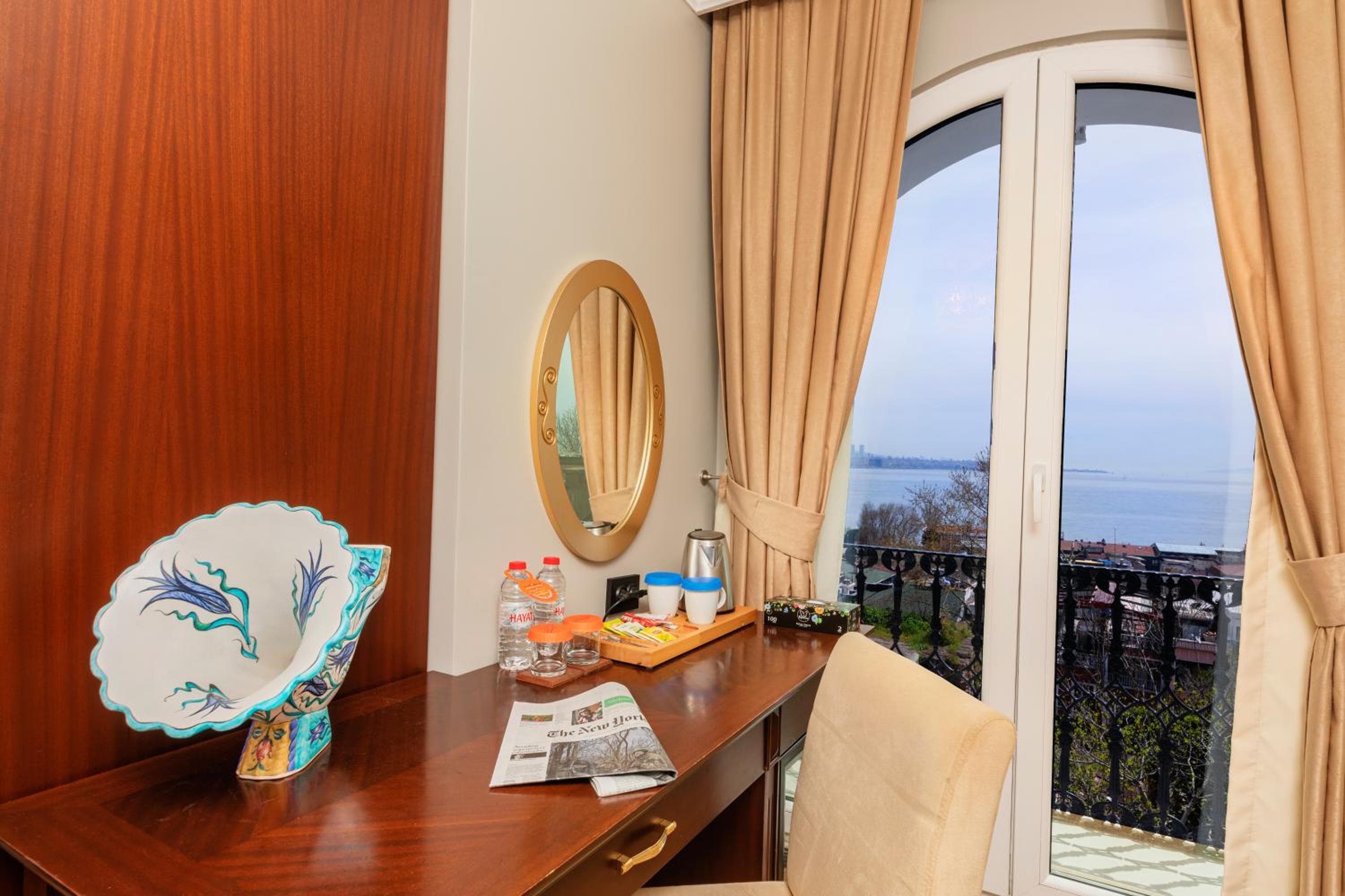The Magnaura Palace Hotel — 30