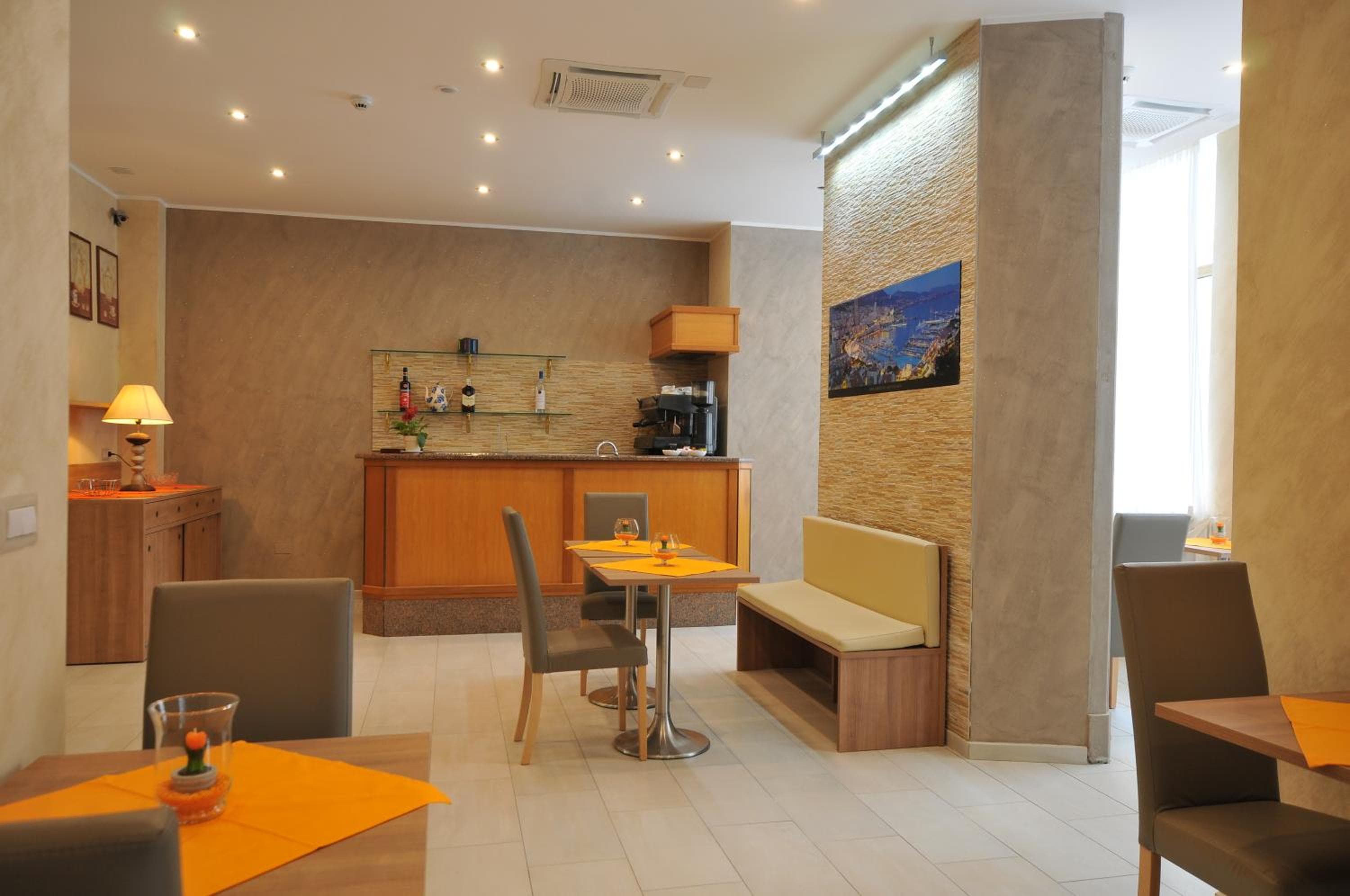 Albergo Montecarlo — 7
