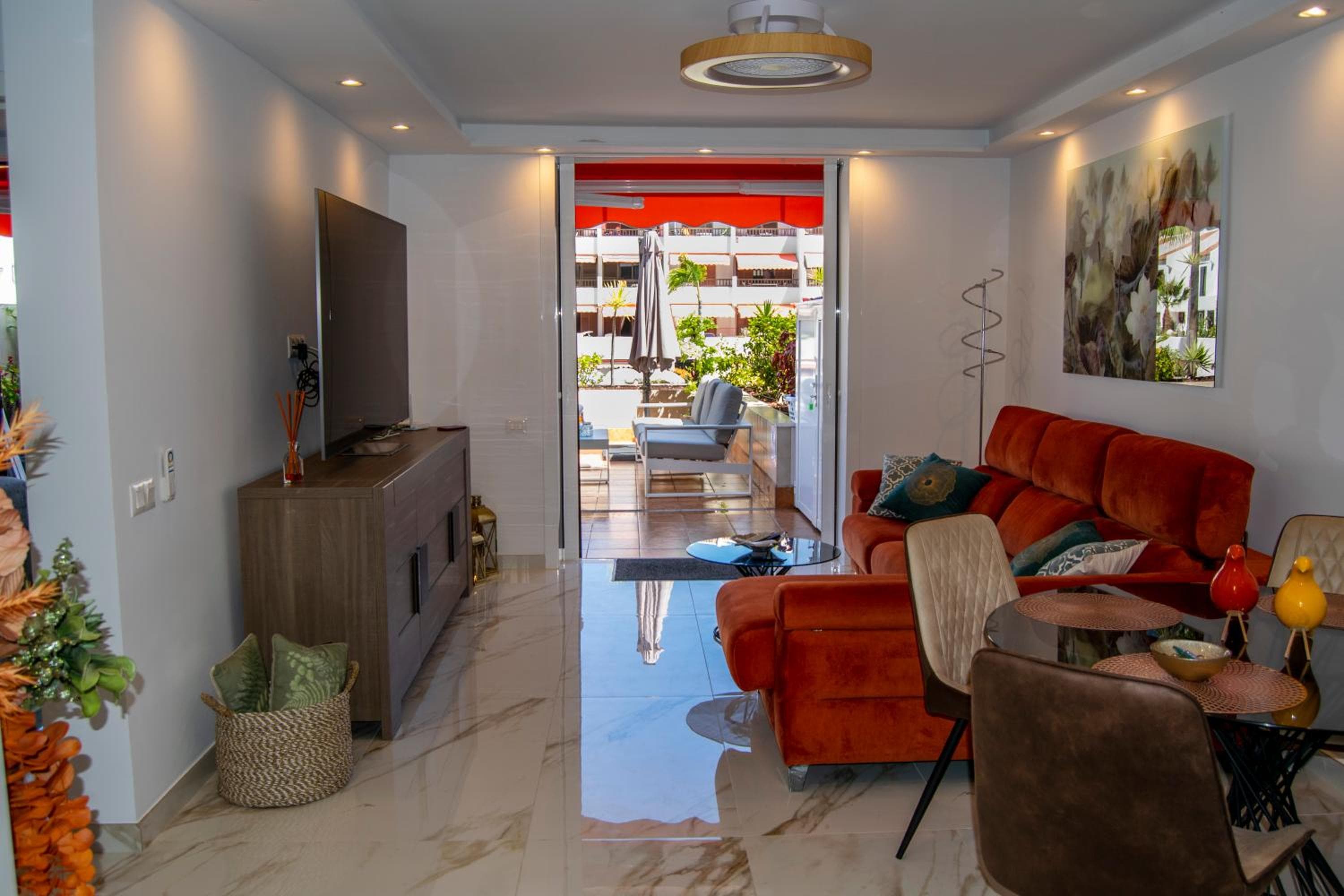 PARQUE SANTIAGO I Stunning brand new apt 2 bedroom Playa de las Américas — 1
