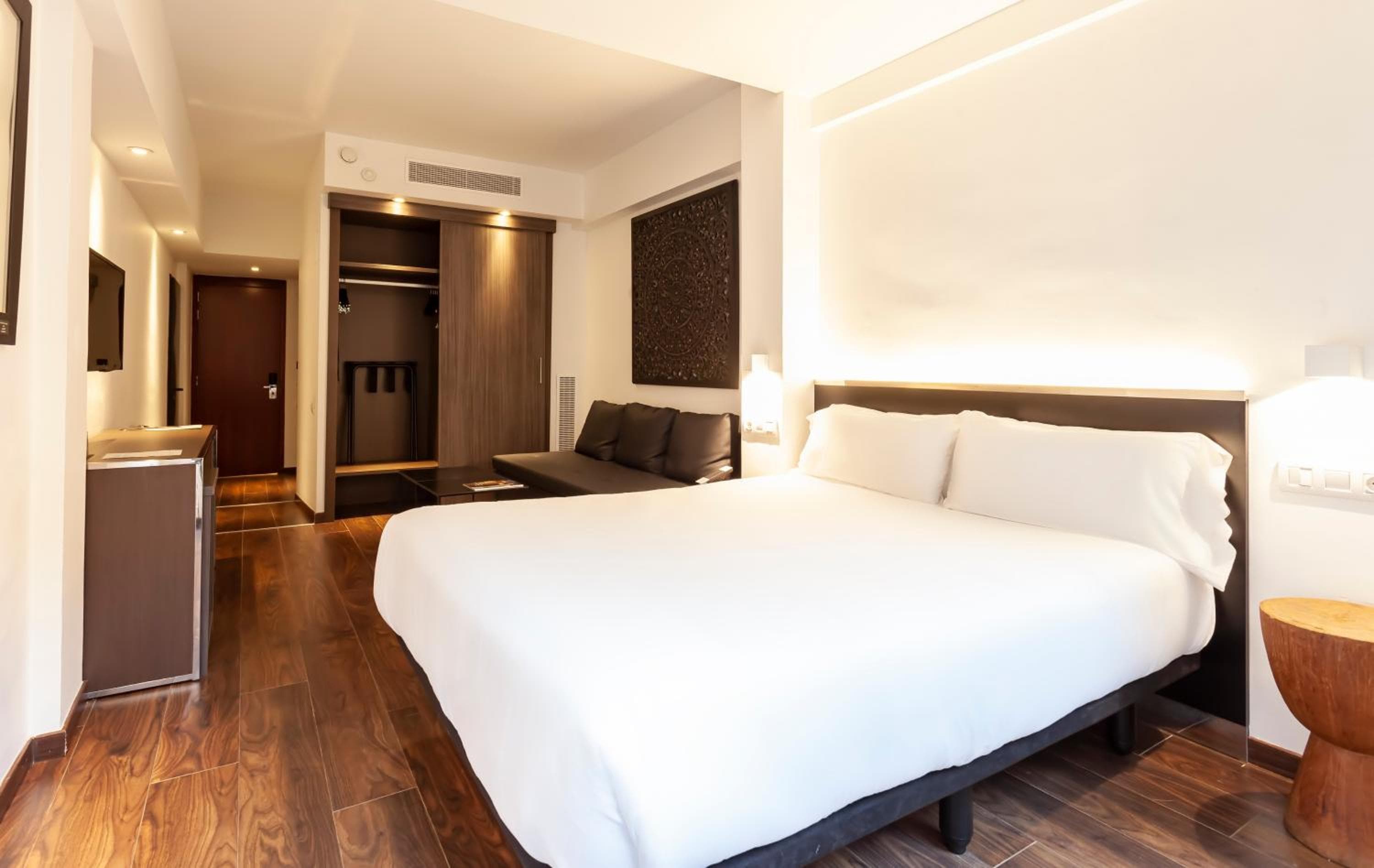 Hotel Derby — 24