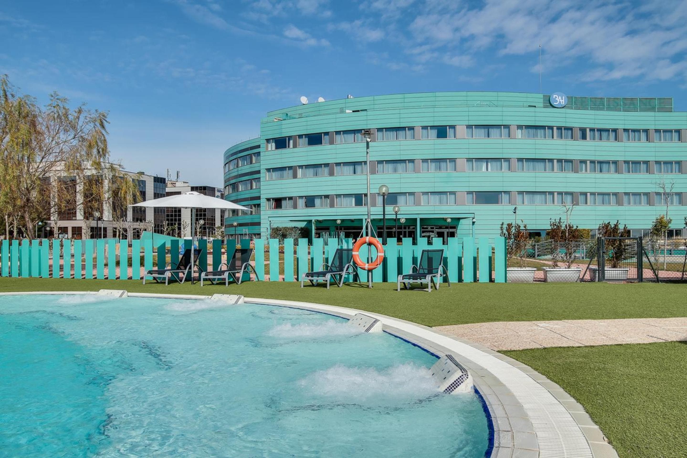 BAH Barcelona Airport Hotel — 16