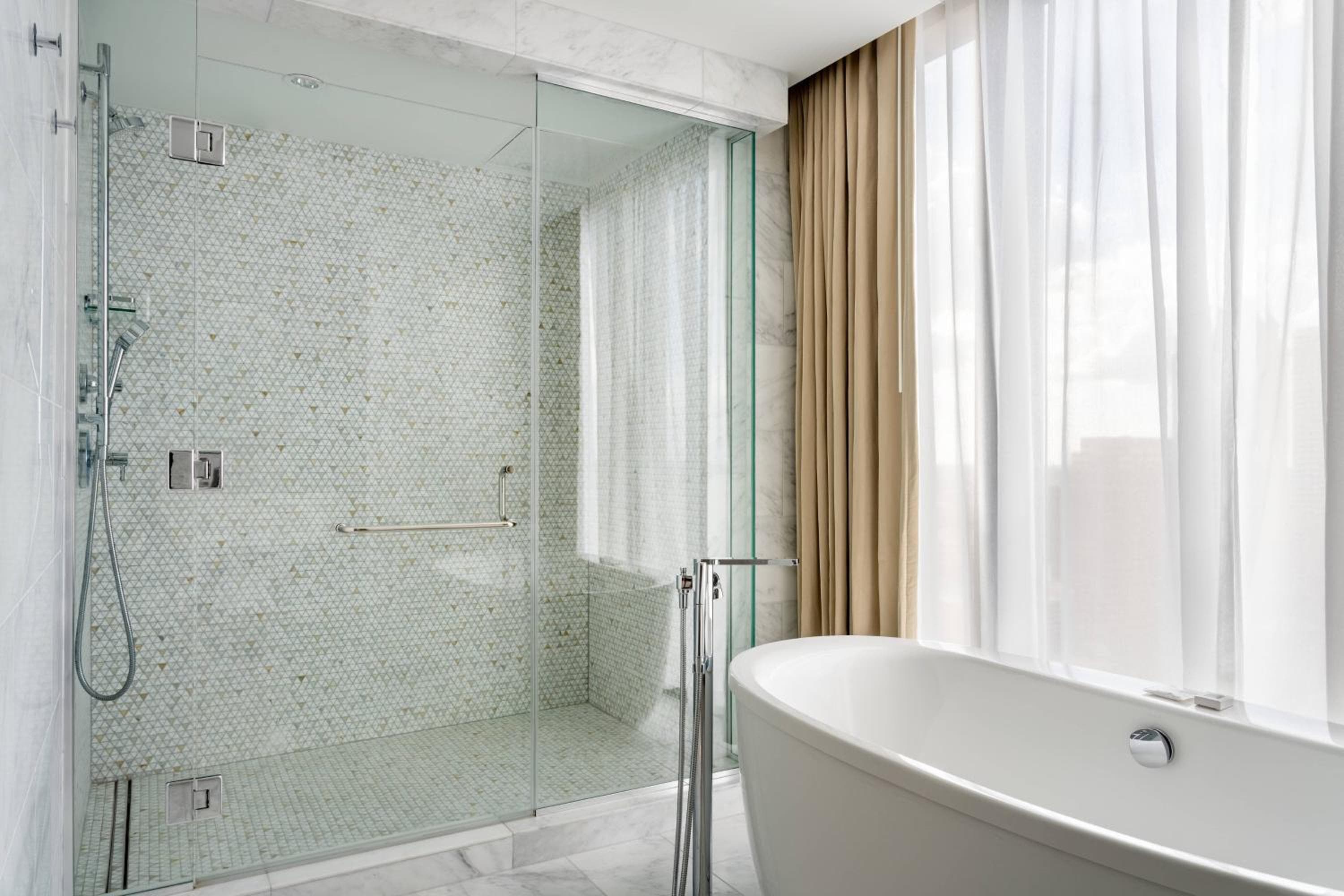 JW Marriott Tampa Water Street — 12