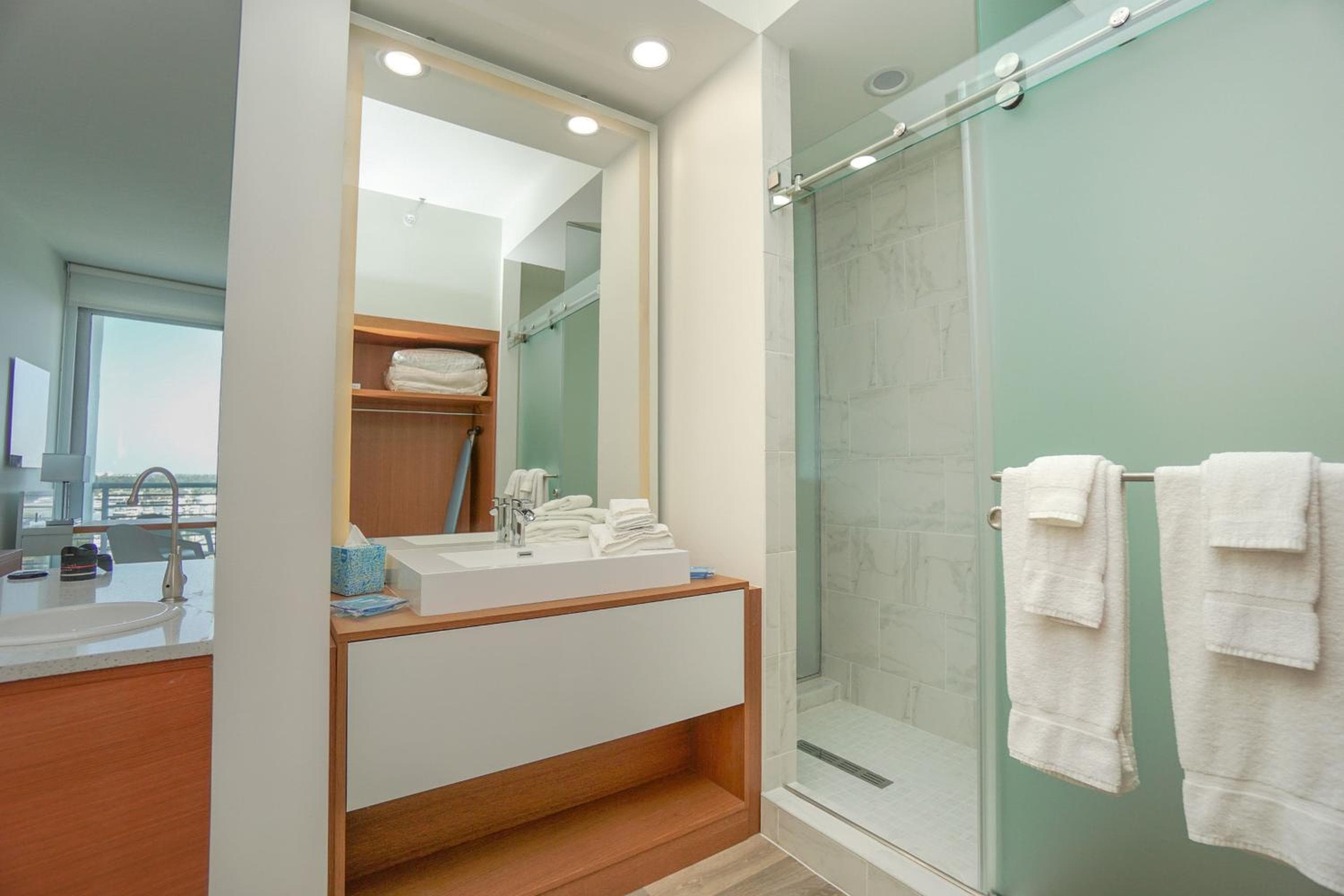 Maritime Hotel Fort Lauderdale Airport & Cruiseport — 22