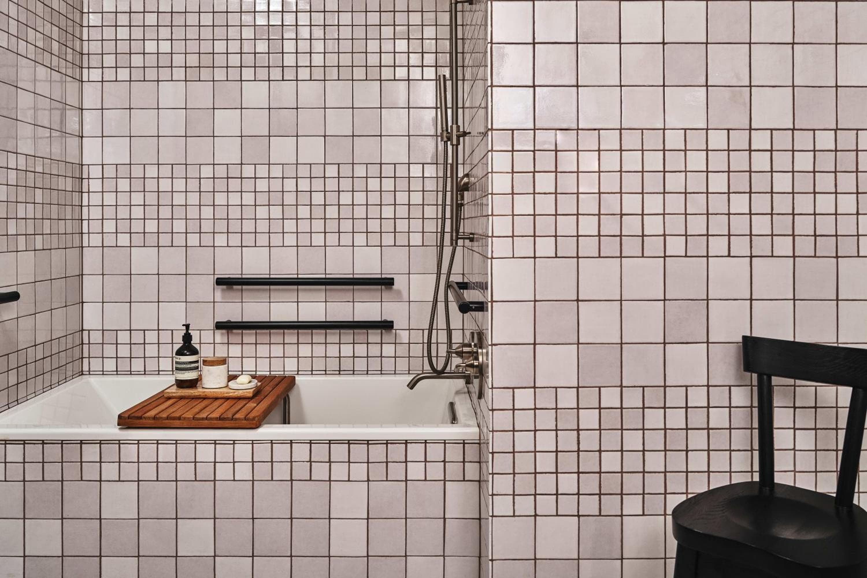 Downtown Los Angeles Proper Hotel, a Member of Design Hotels — 5
