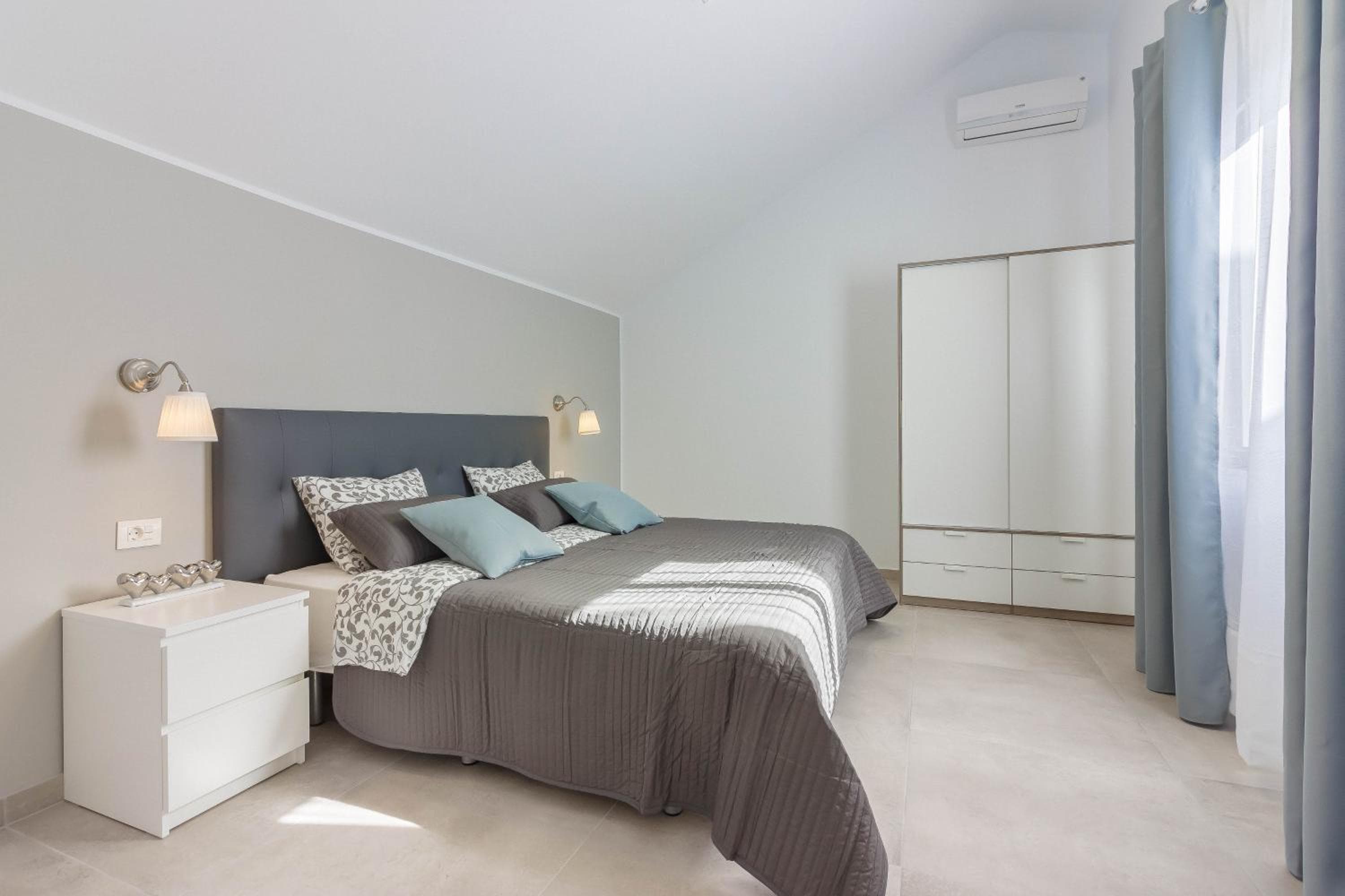 Luxury duplex in Los Cristianos , 6 pax — 2