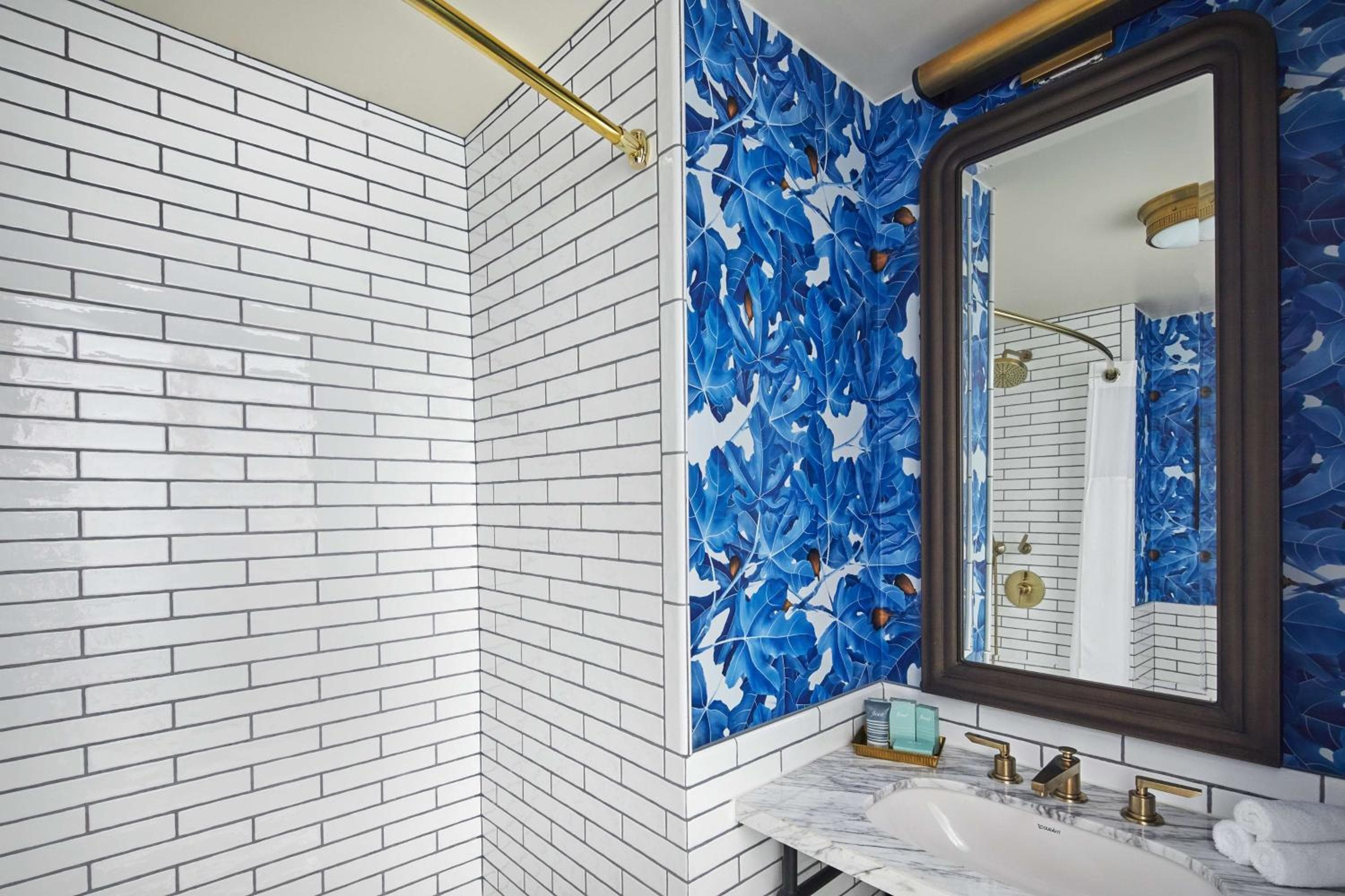Hotel Figueroa, Unbound Collection by Hyatt — 7