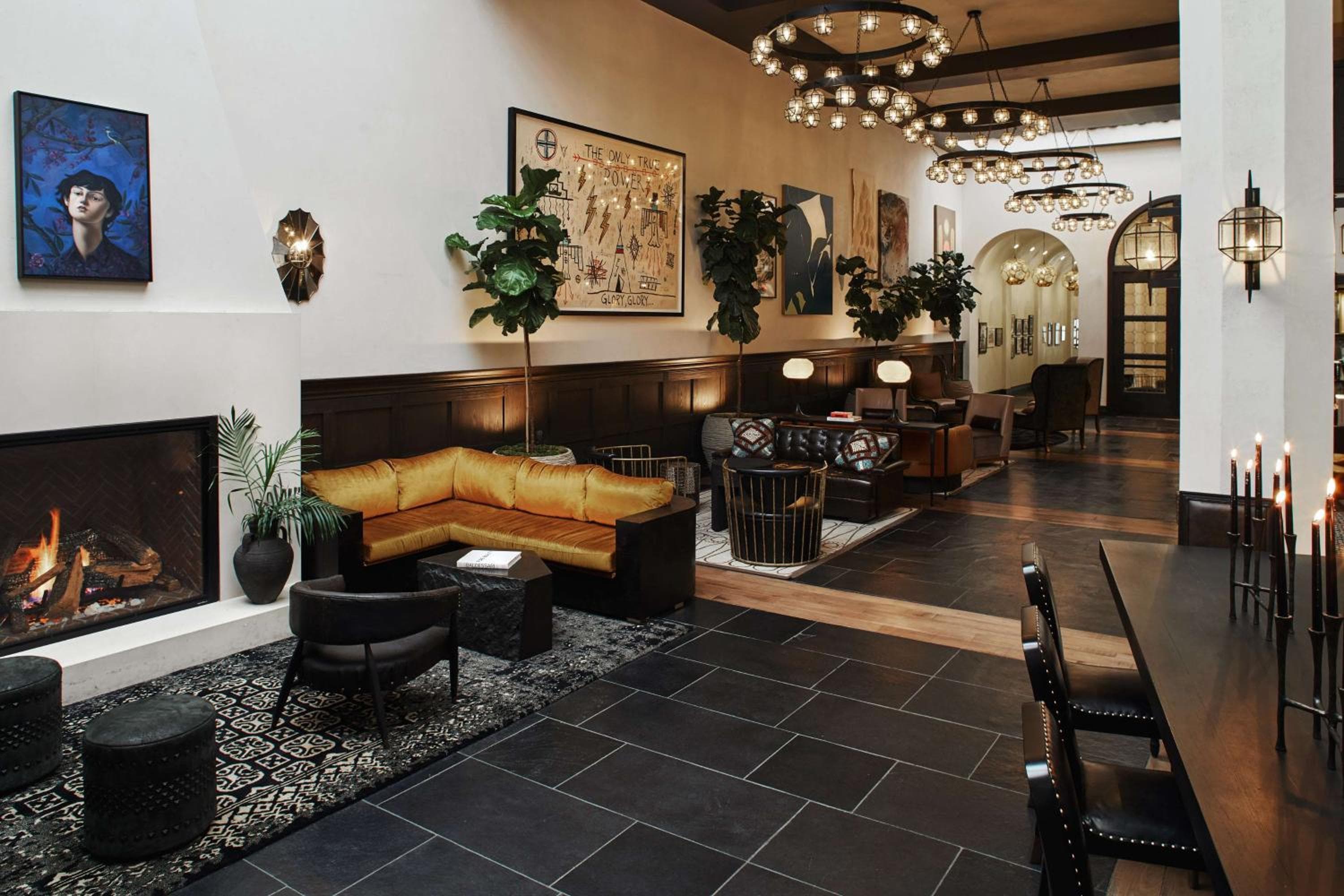 Hotel Figueroa, Unbound Collection by Hyatt — 7