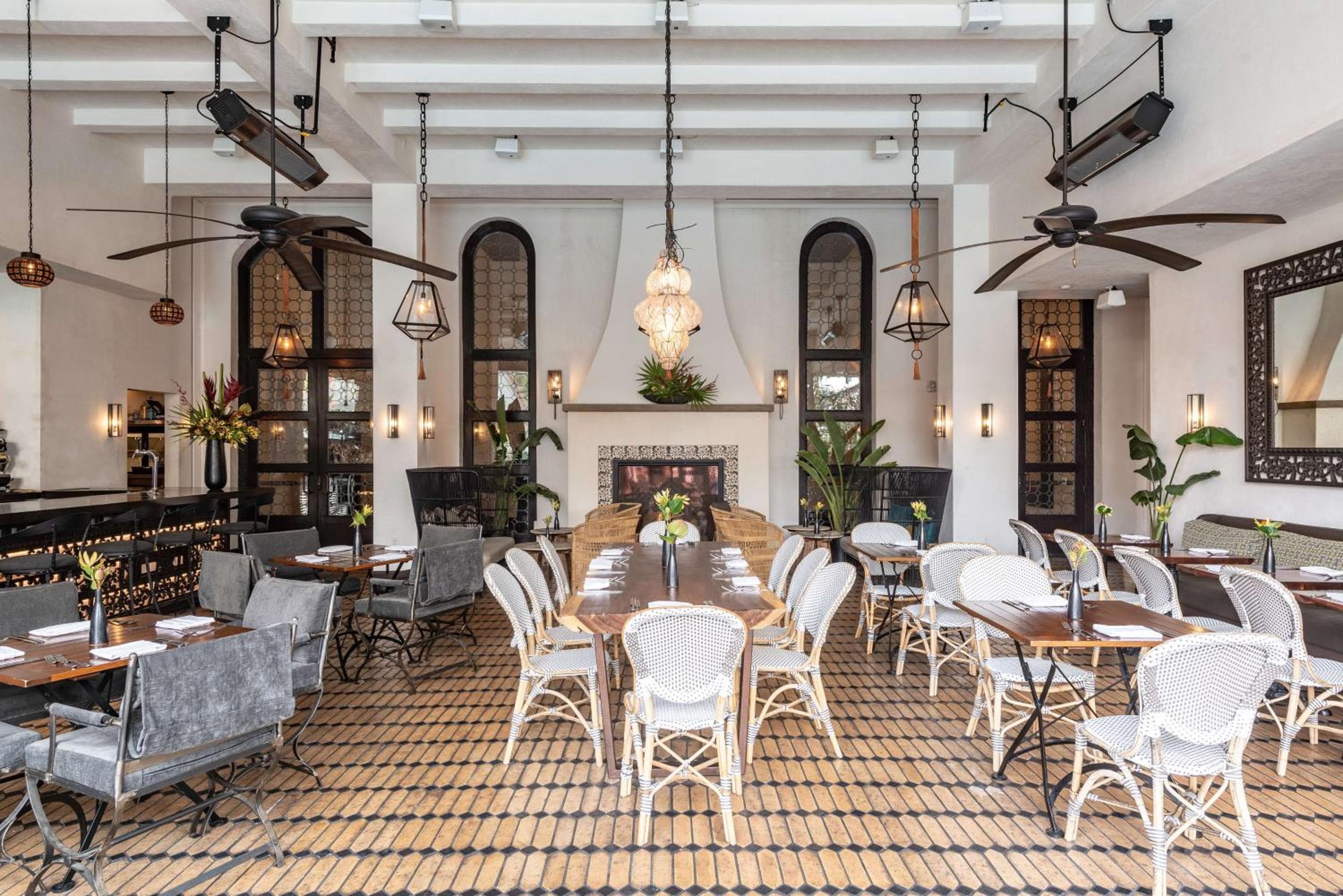 Hotel Figueroa, Unbound Collection by Hyatt — 15