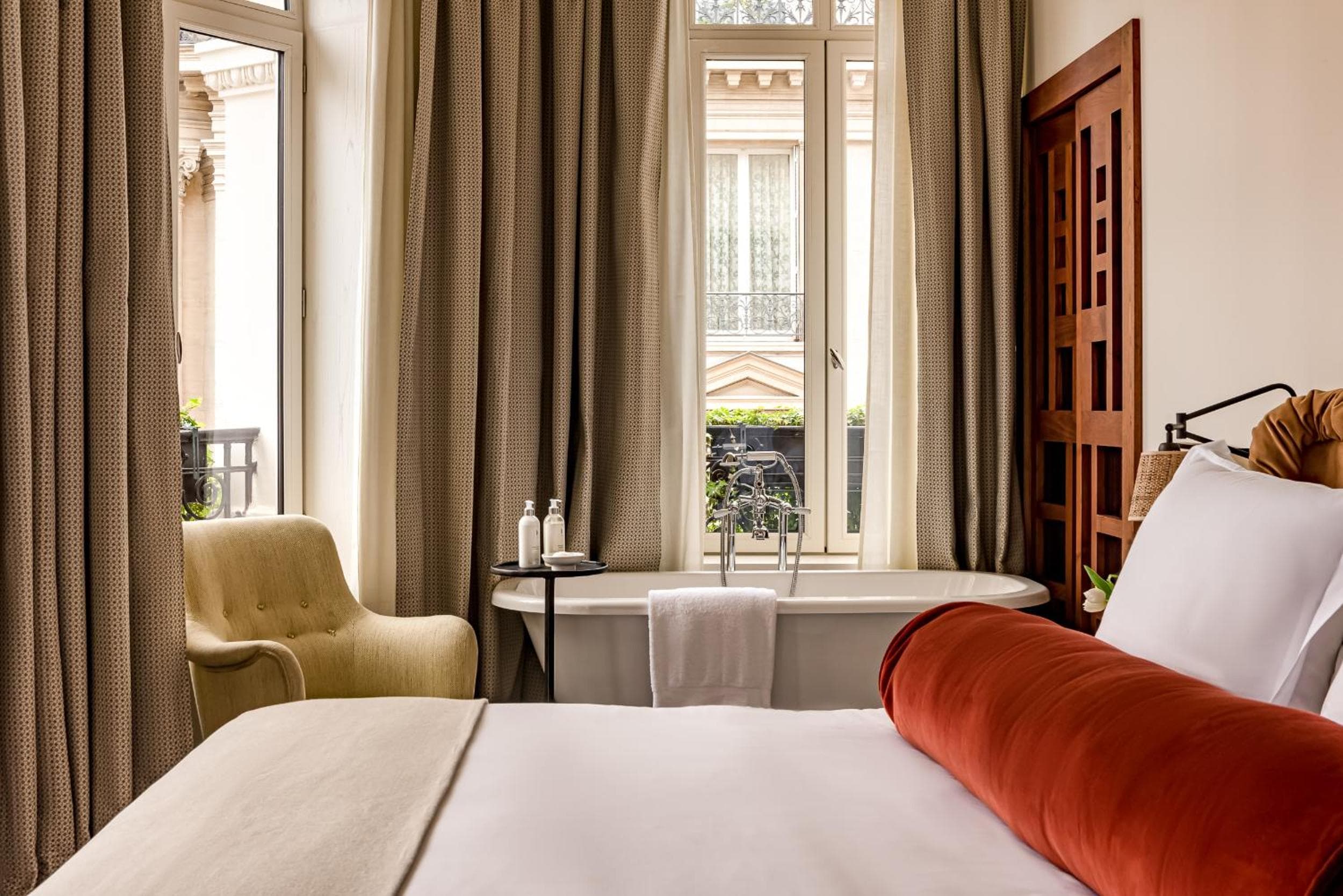 Château des Fleurs Hotel & Spa Paris — 17