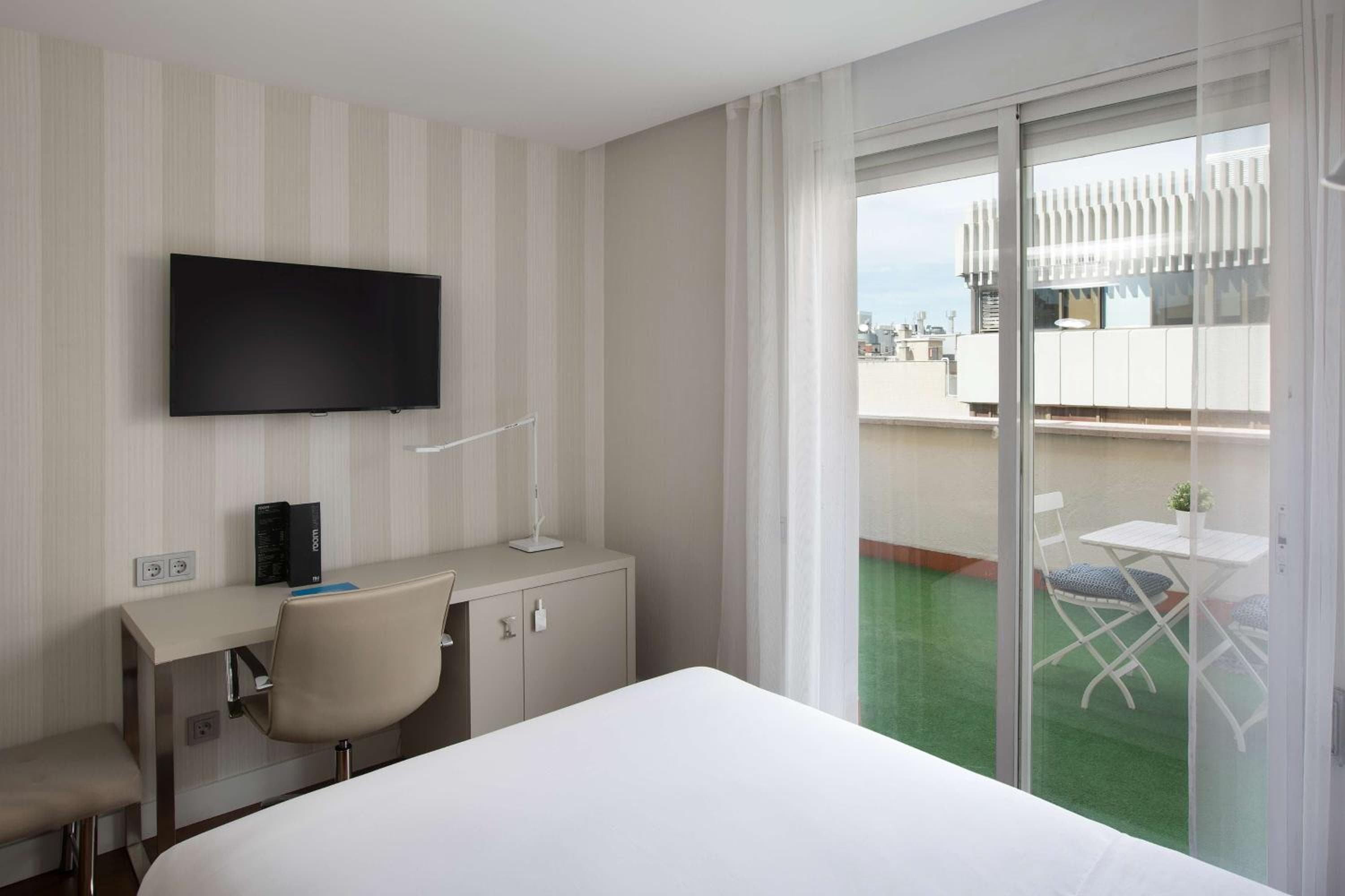 NH Madrid Balboa — 9
