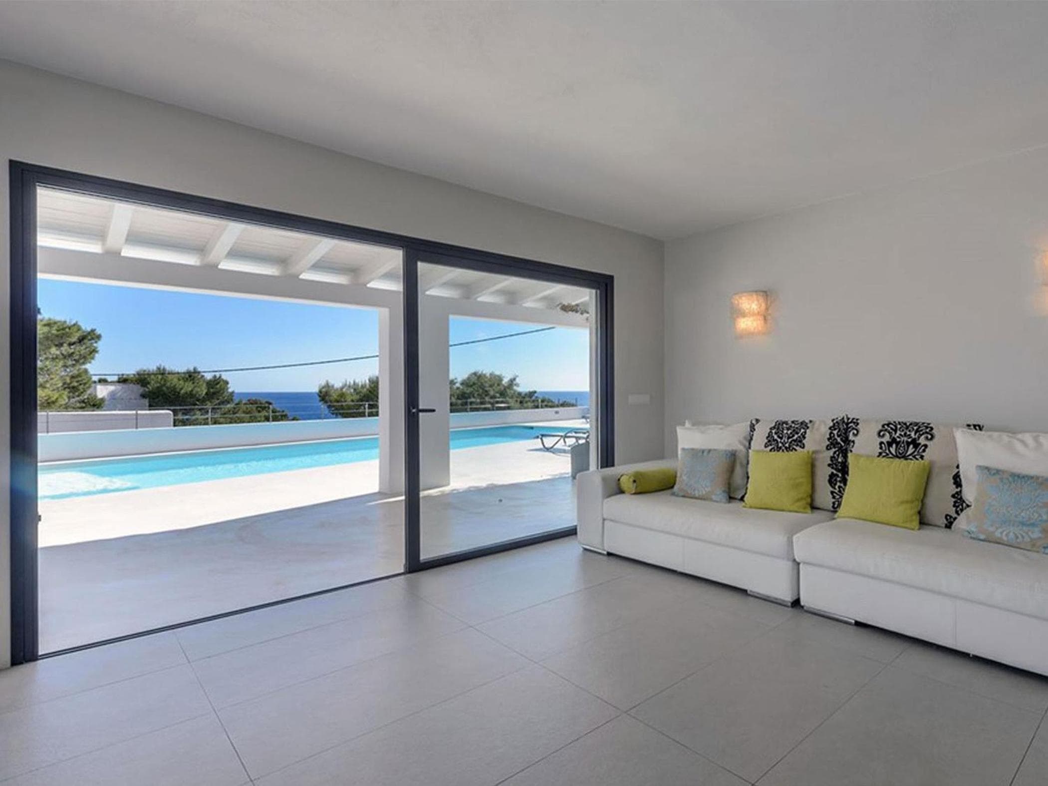 Villa moderna con vista sul mare — 14