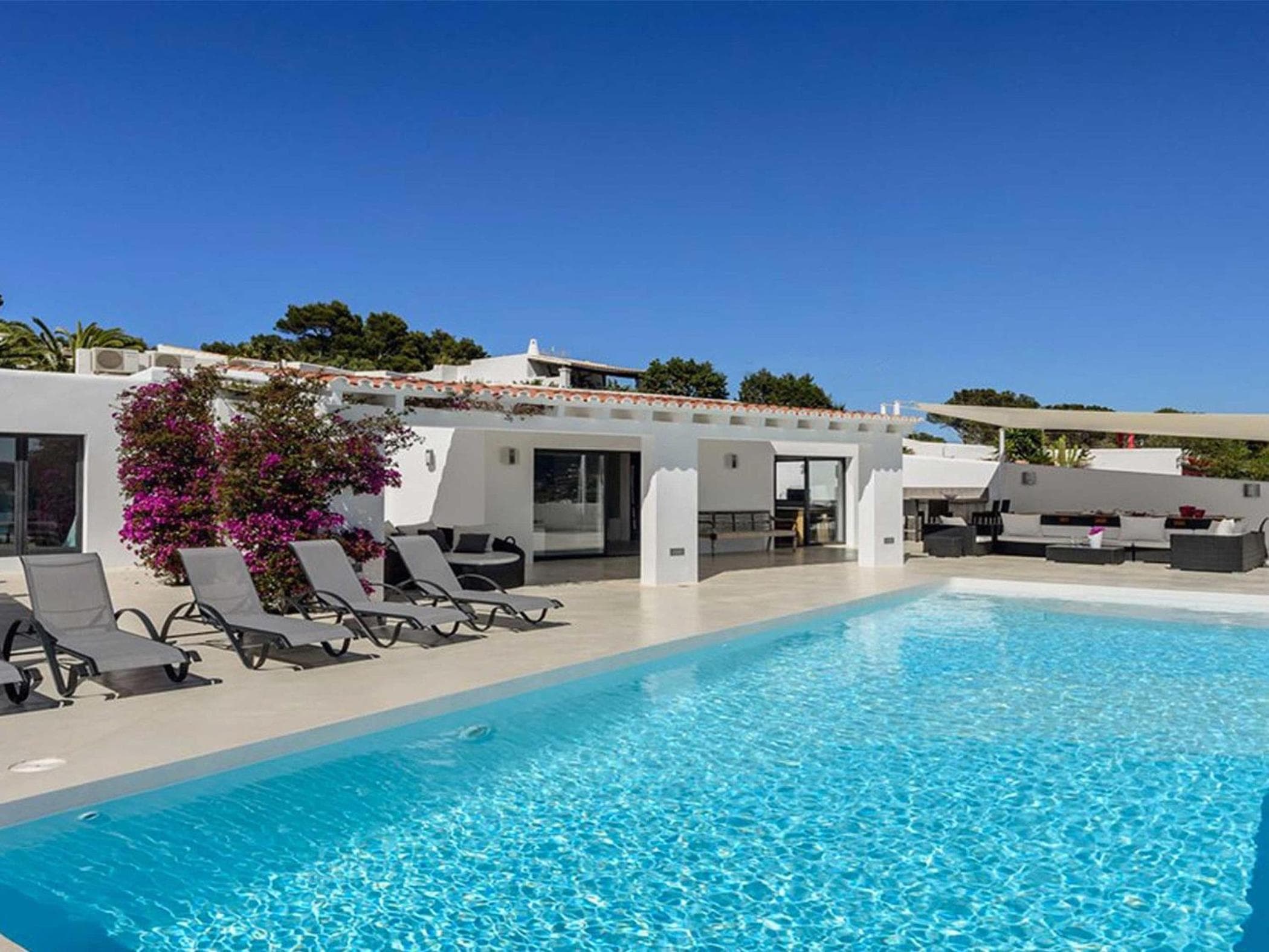 Villa moderna con vista sul mare — 1