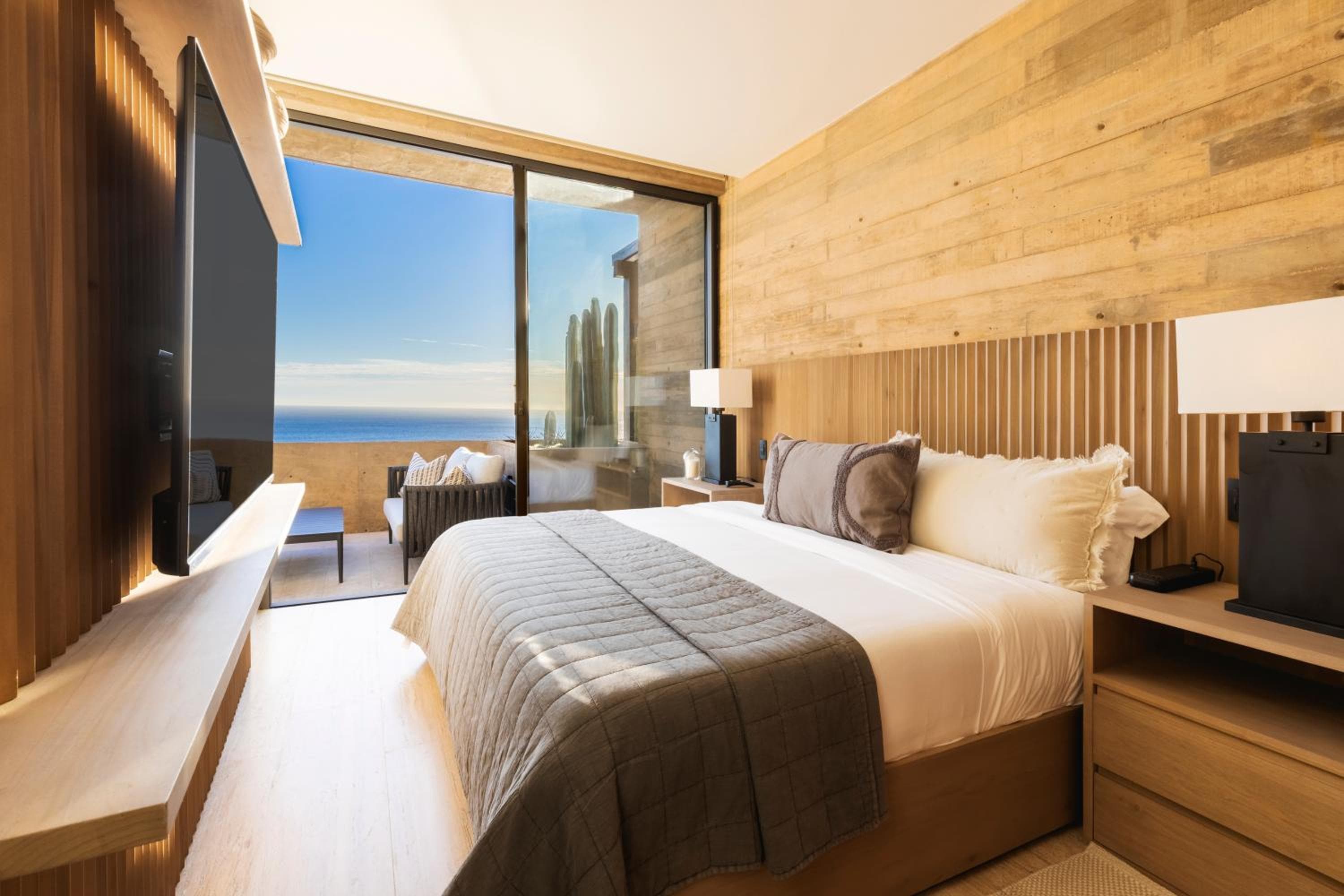 Private Hot Tub - Ocean View - GYM - Free Parking — 14