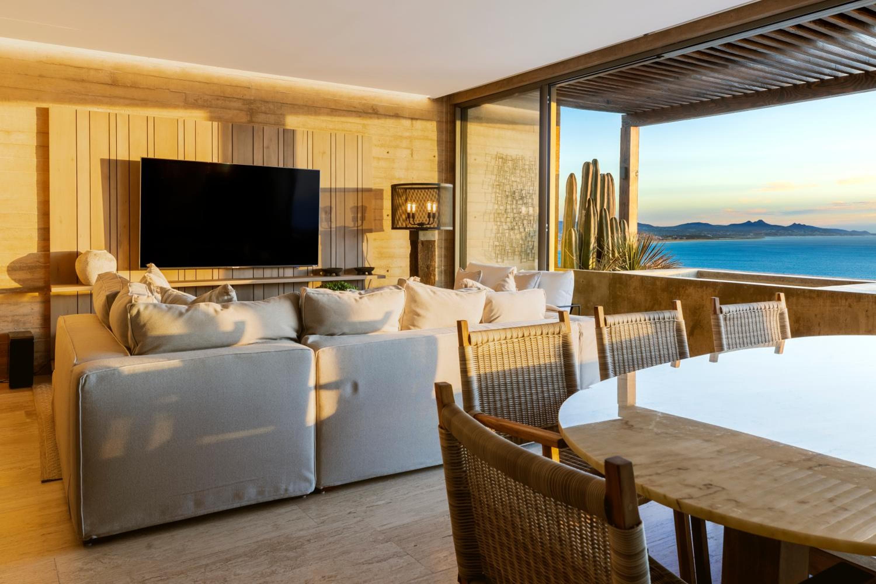 Private Hot Tub - Ocean View - GYM - Free Parking — 25