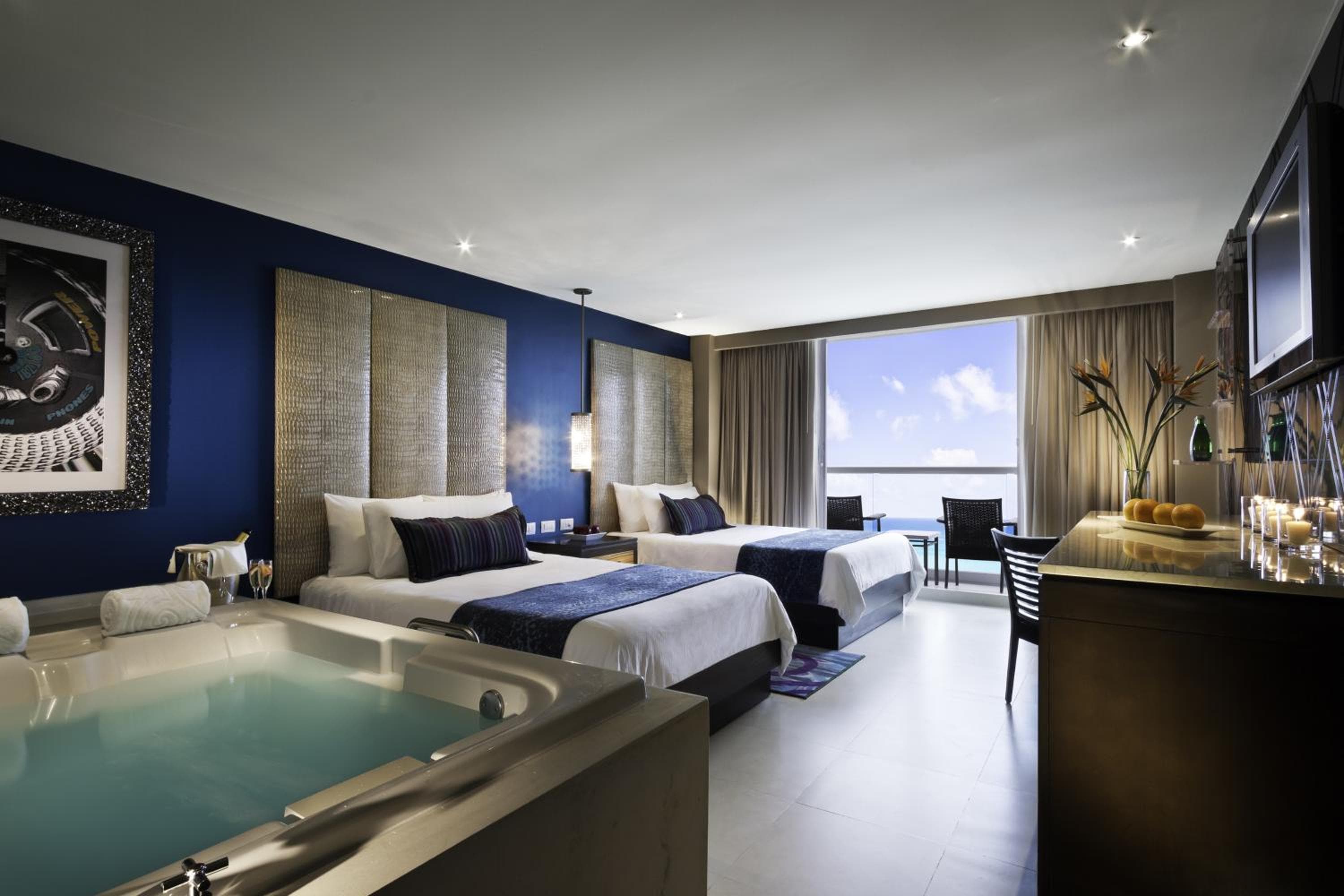 Hard Rock Hotel Cancun - All Inclusive — 4