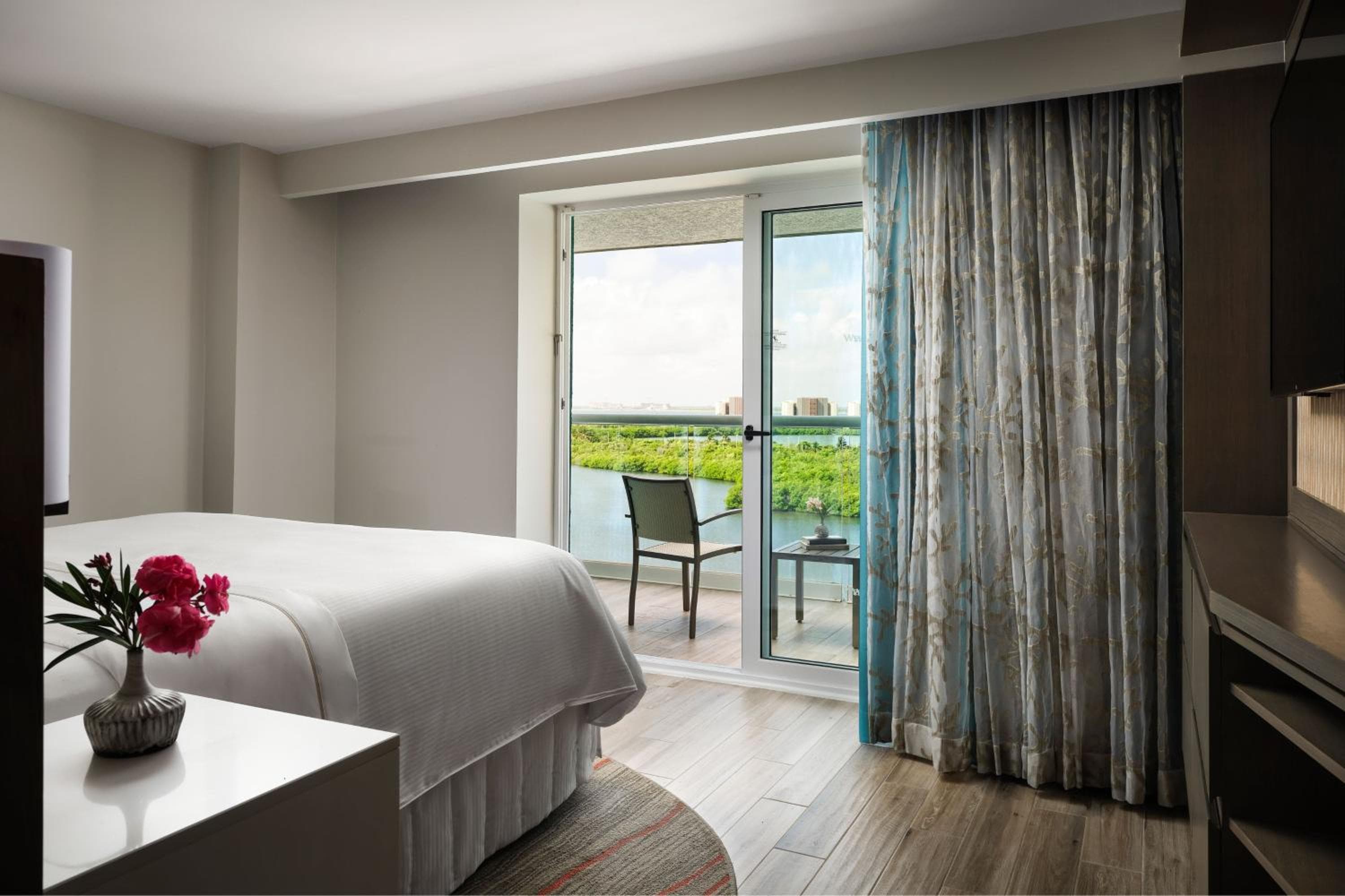 The Westin Cancun Resort Villas & Spa — 8