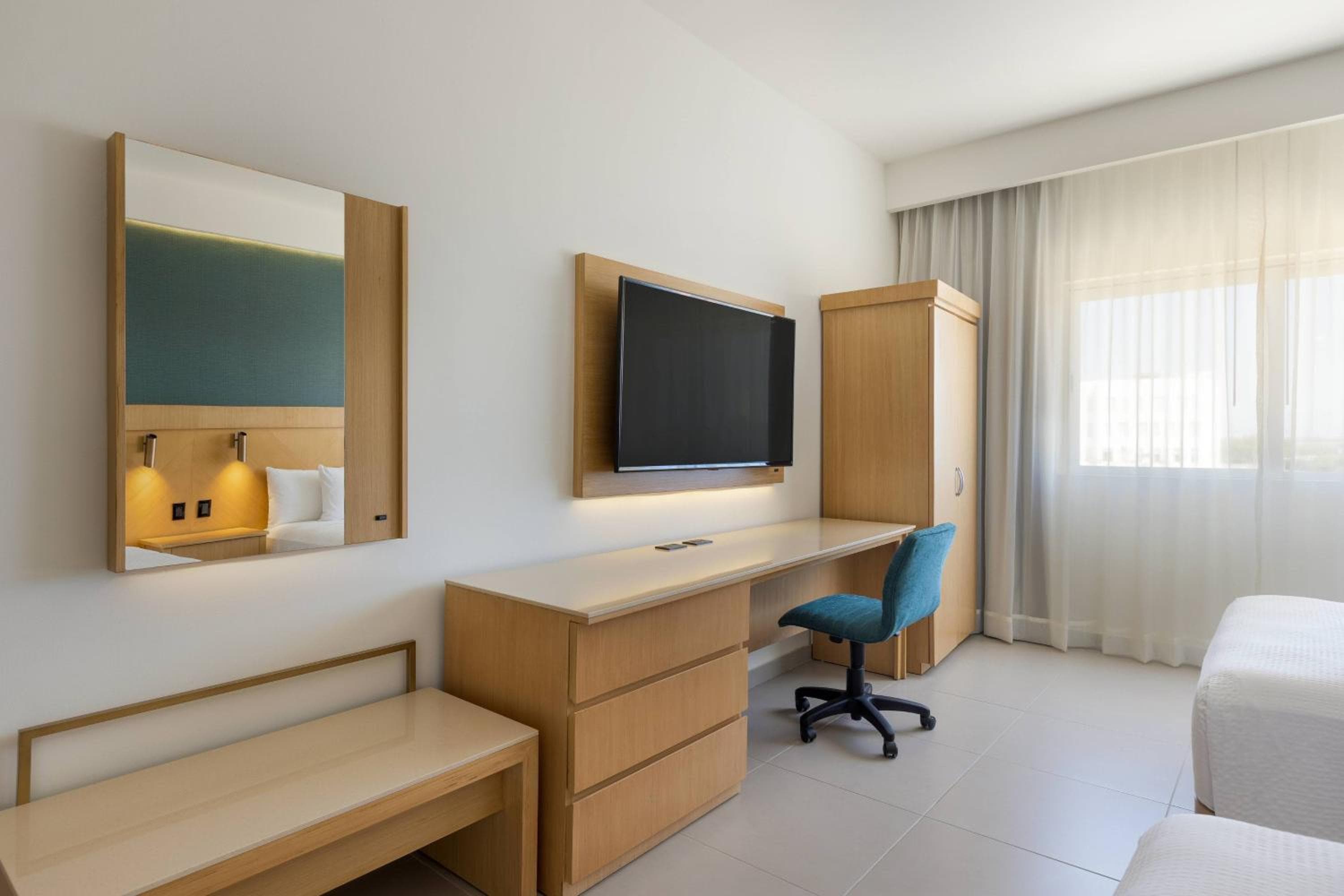 Courtyard by Marriott Cancún Aeropuerto — 7