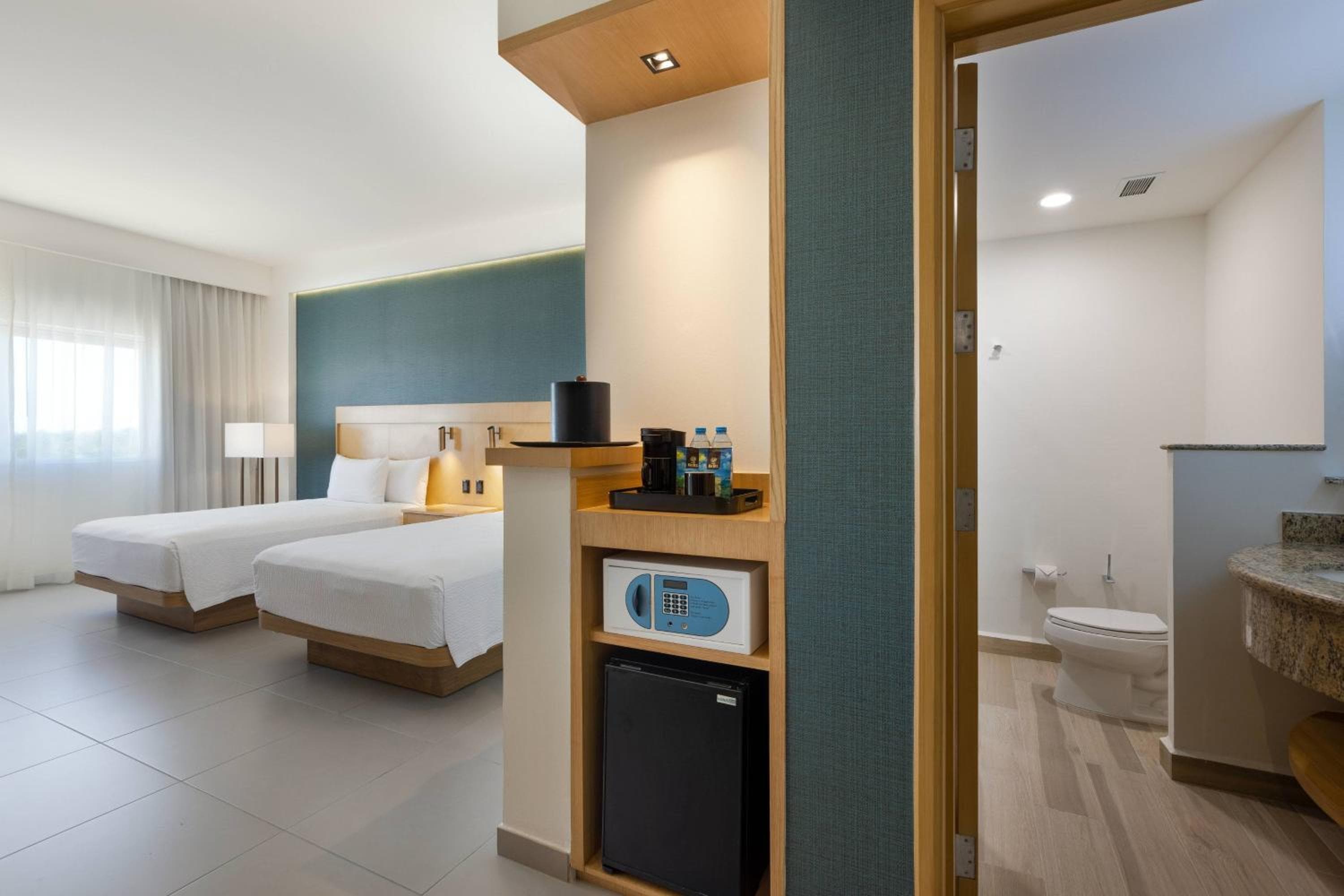Courtyard by Marriott Cancún Aeropuerto — 8