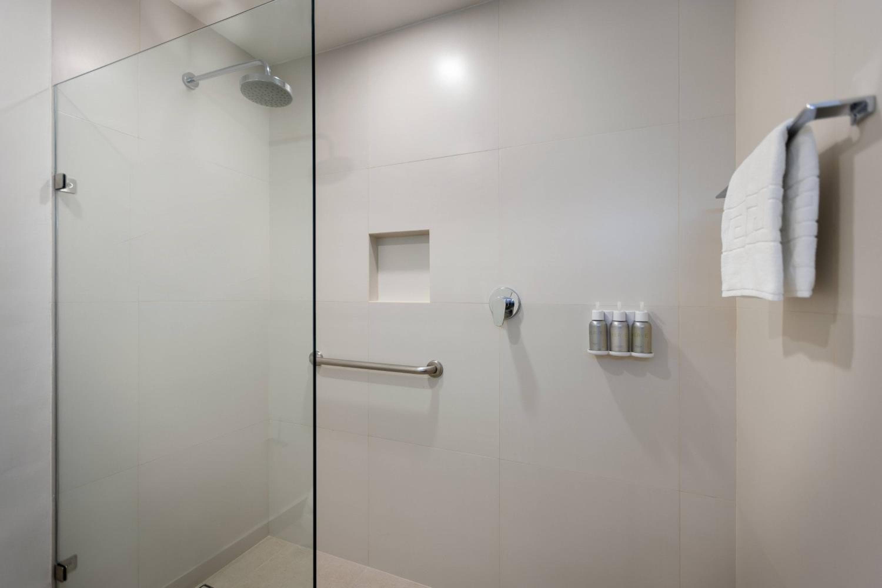 Courtyard by Marriott Cancún Aeropuerto — 13