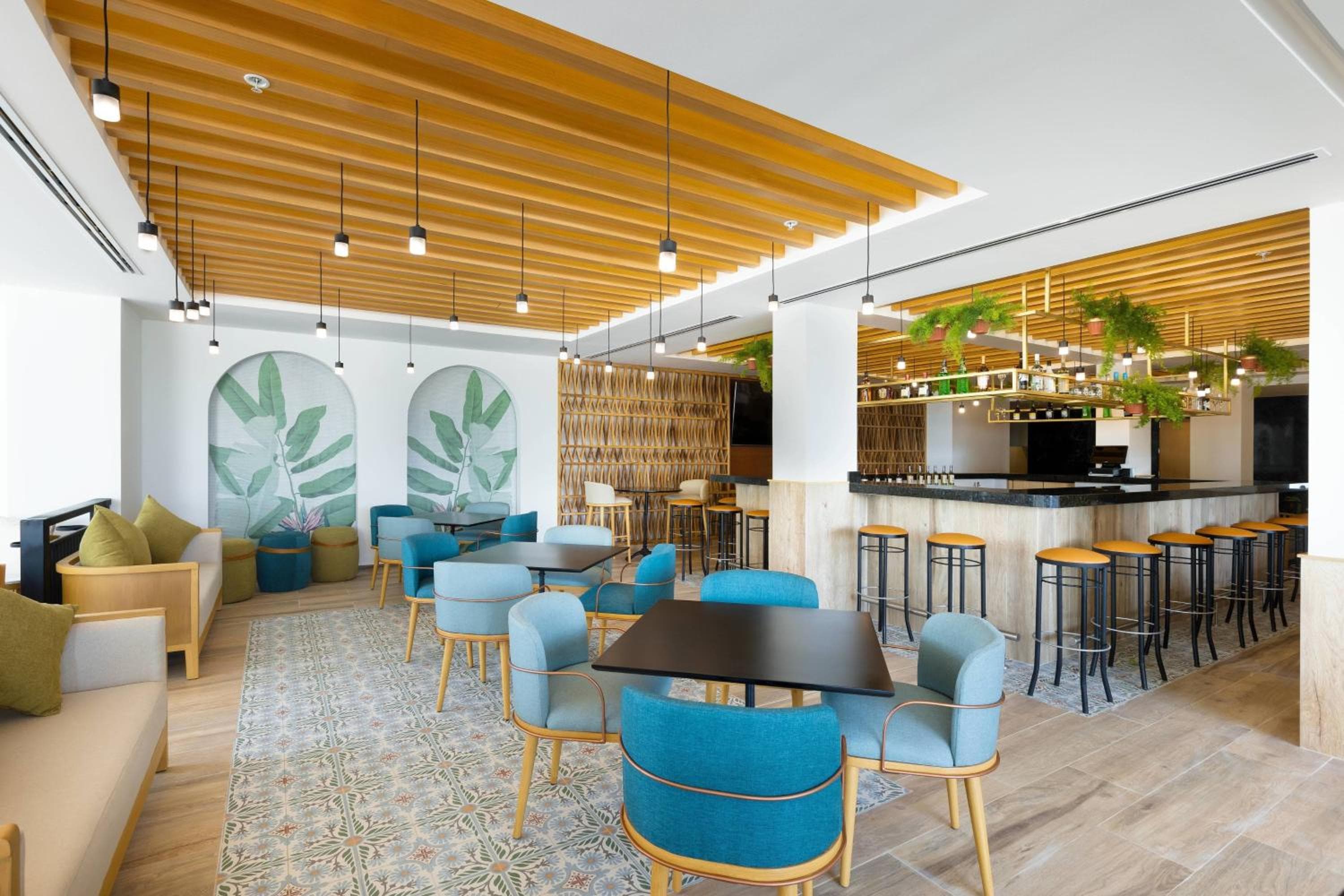 Courtyard by Marriott Cancún Aeropuerto — 29