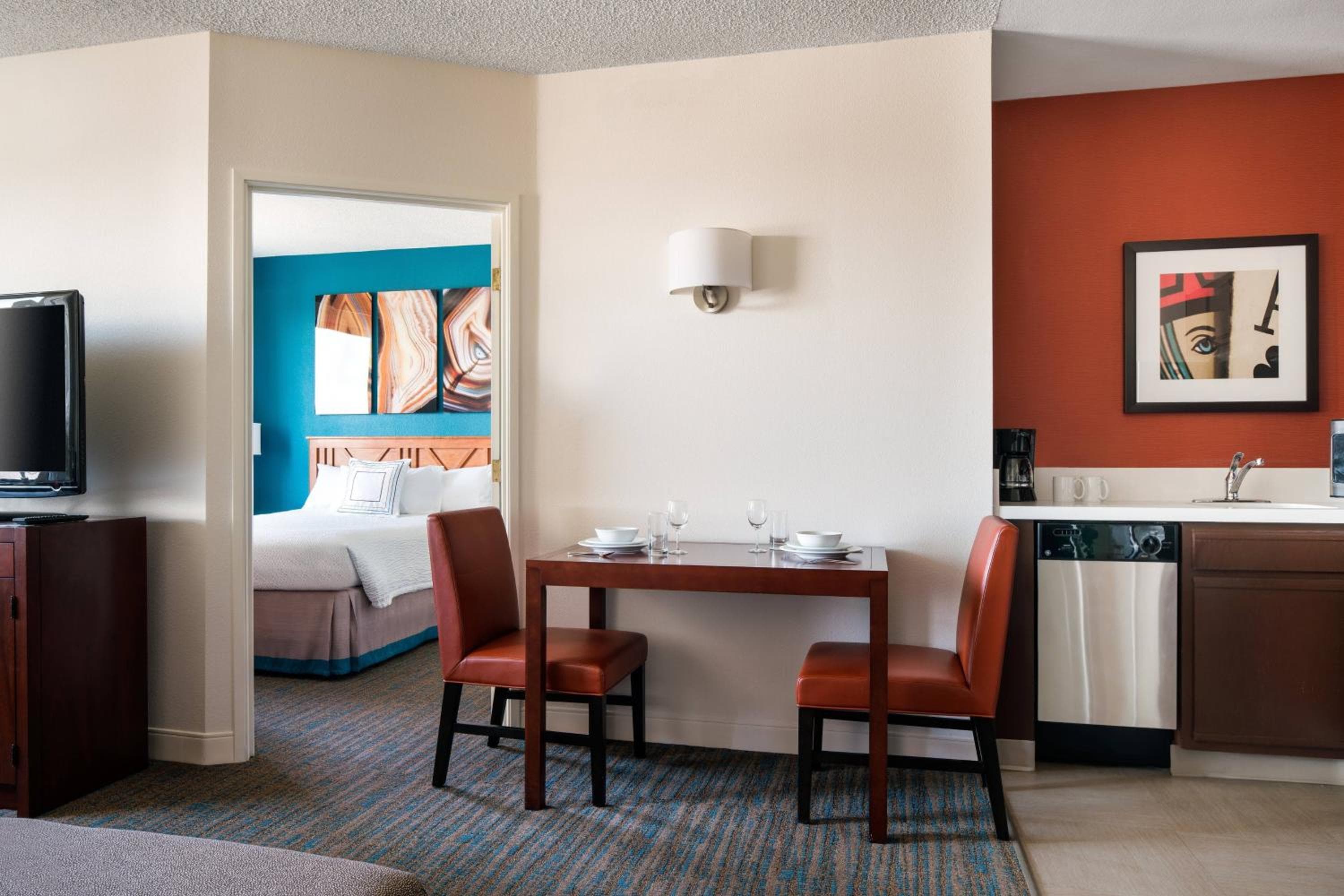 Residence Inn by Marriott Las Vegas Hughes Center — 9