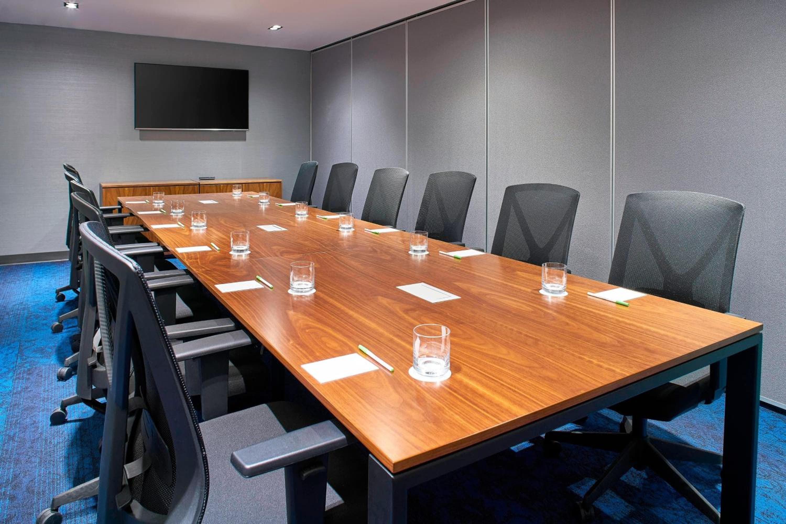 Courtyard by Marriott Mexico City Toreo — 24