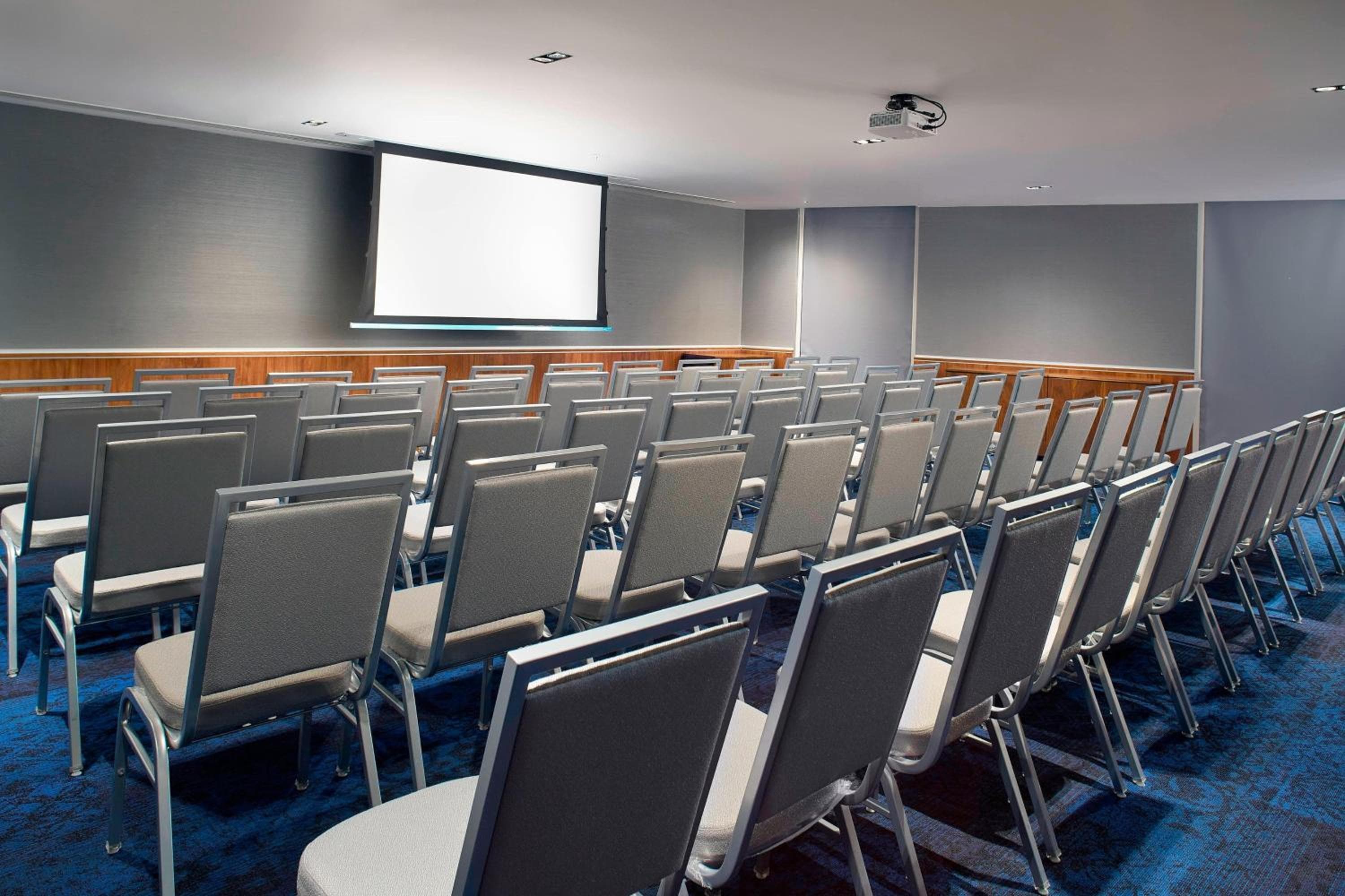 Courtyard by Marriott Mexico City Toreo — 27