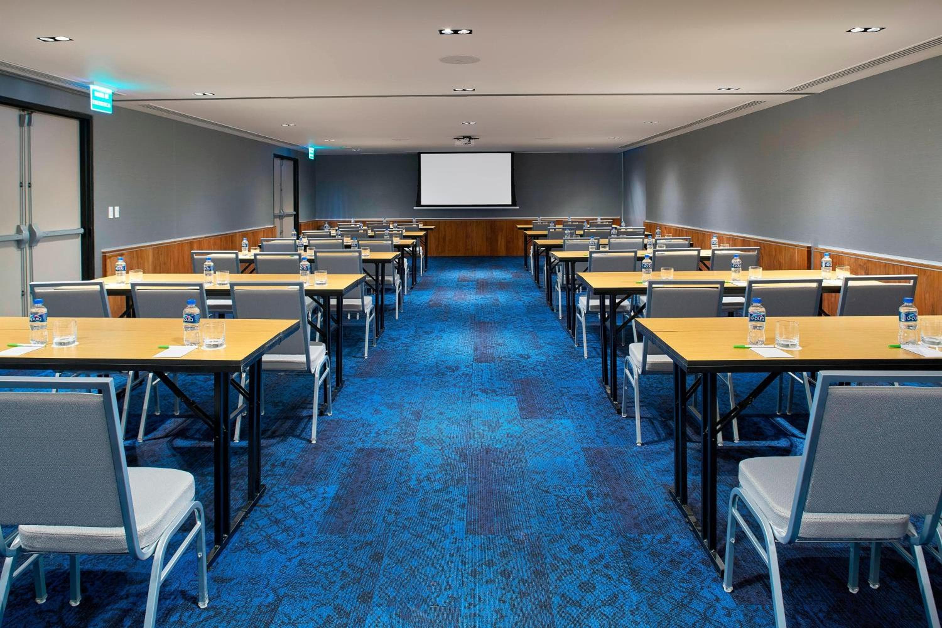 Courtyard by Marriott Mexico City Toreo — 26