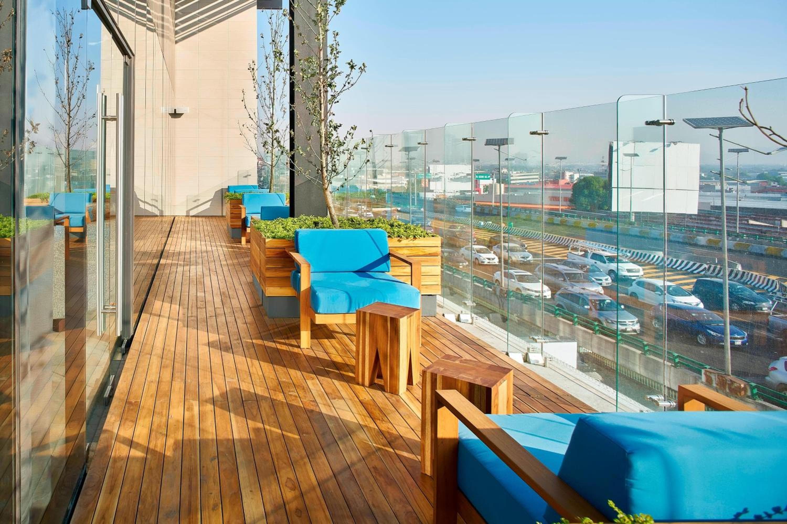 Courtyard by Marriott Mexico City Toreo — 5