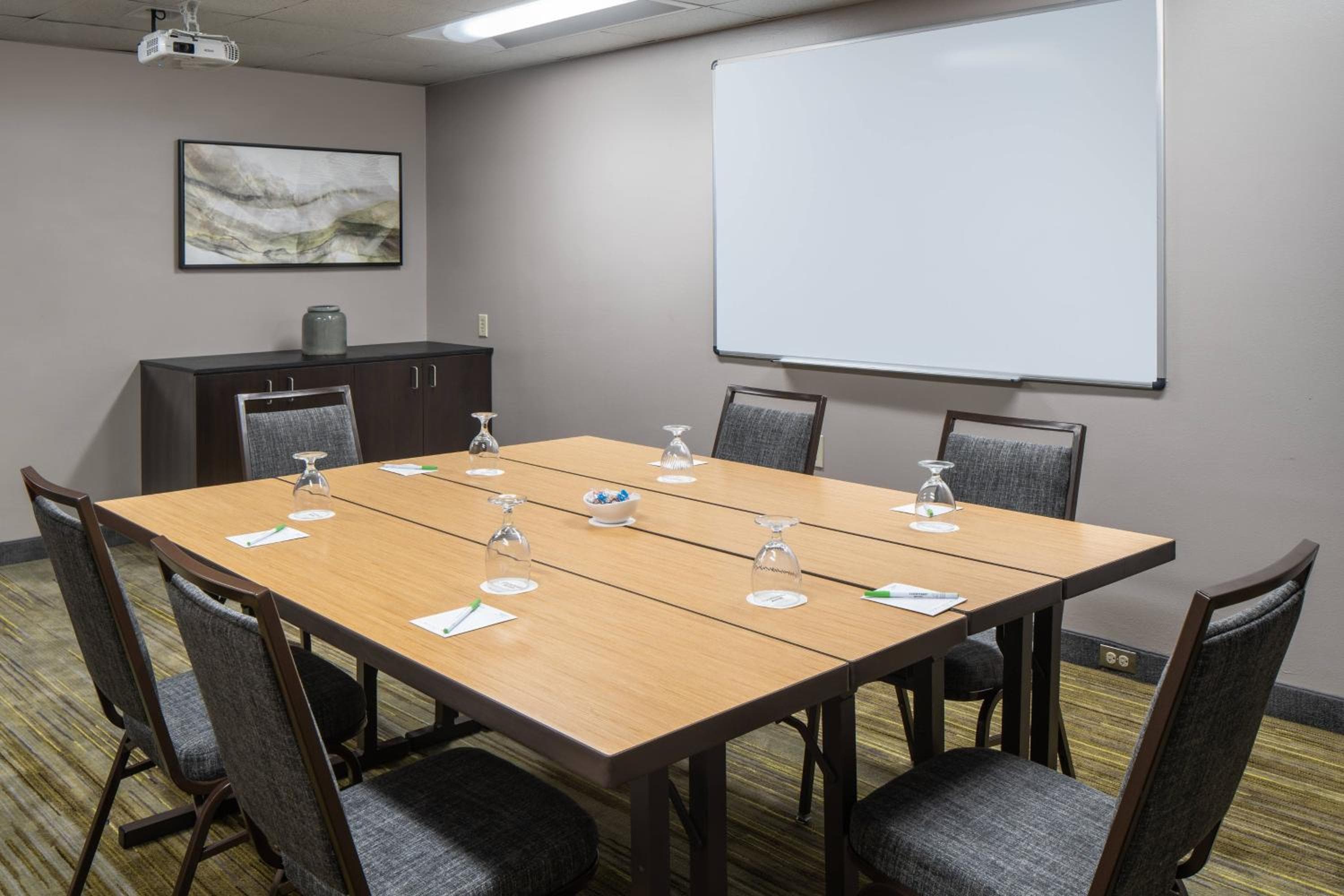 Courtyard by Marriott Orlando Airport — 10